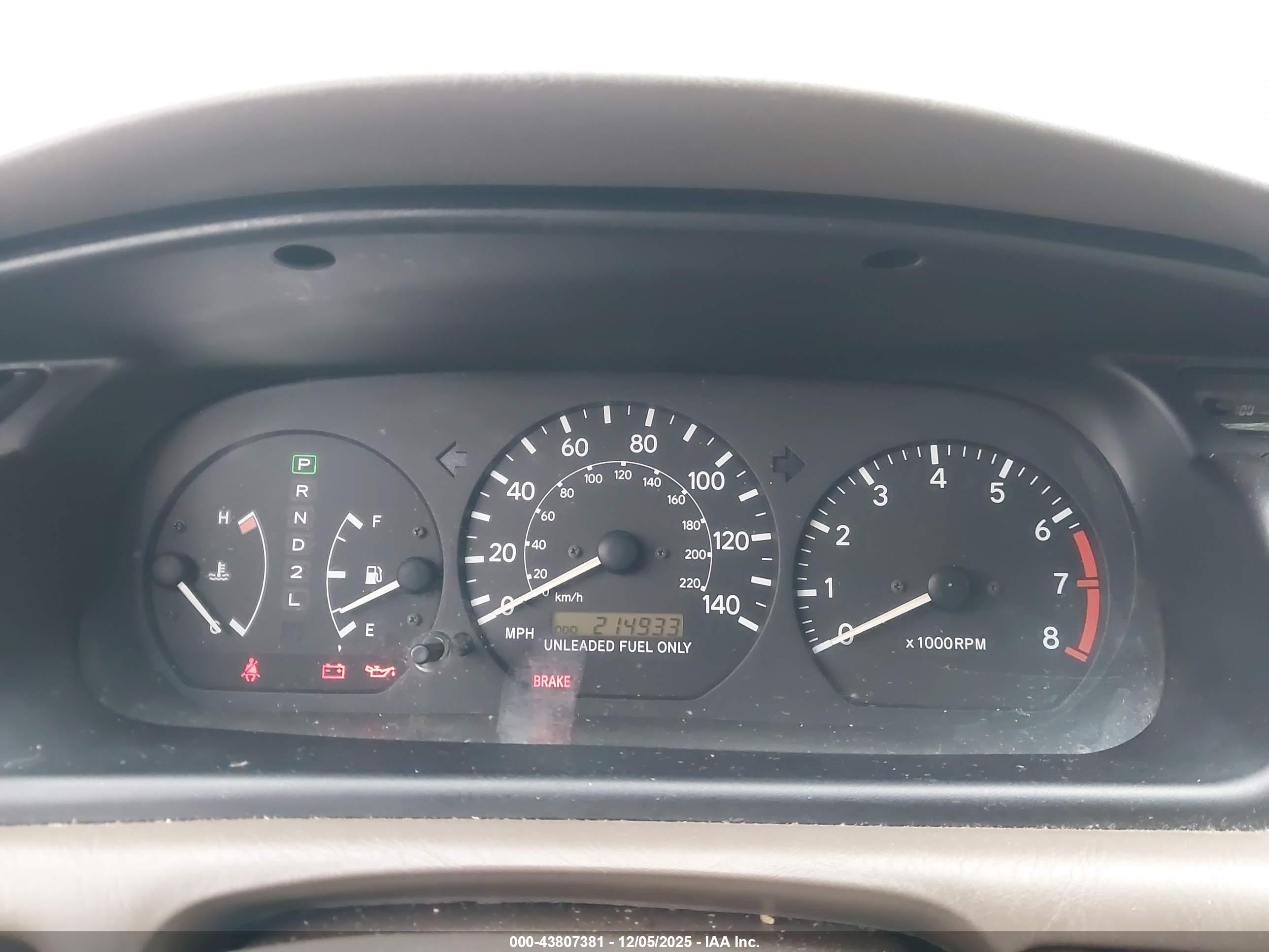 TOYOTA CAMRY image 7