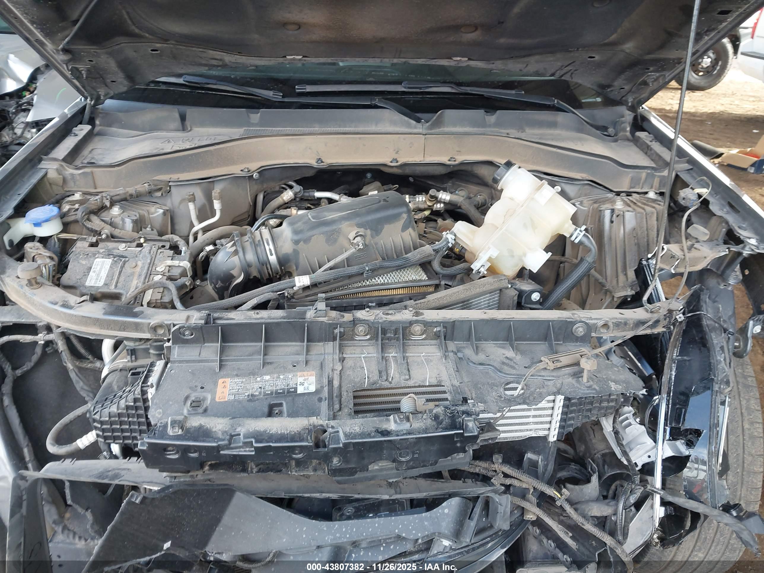FORD EXPLORER image 10