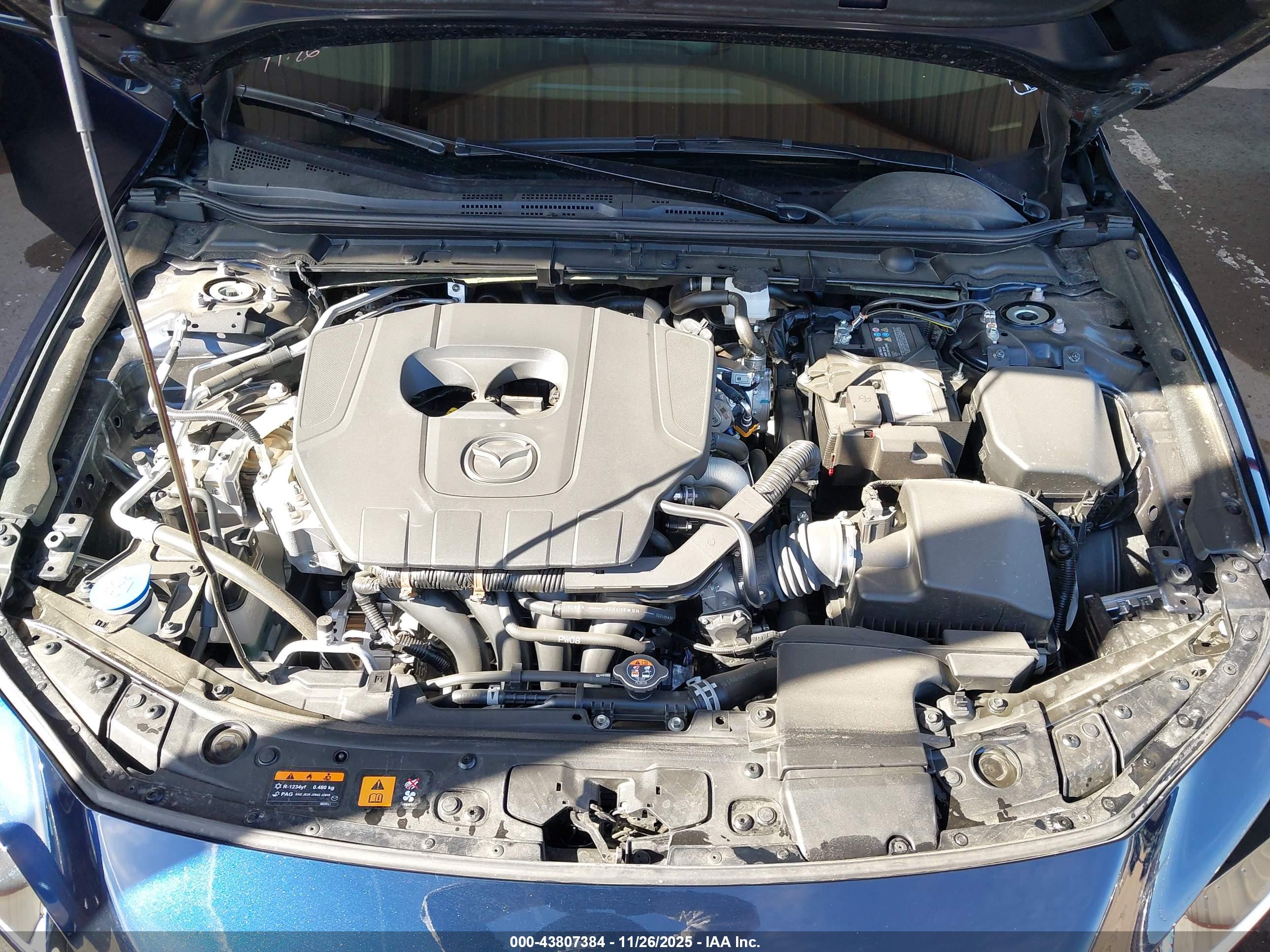 MAZDA MAZDA3 image 10