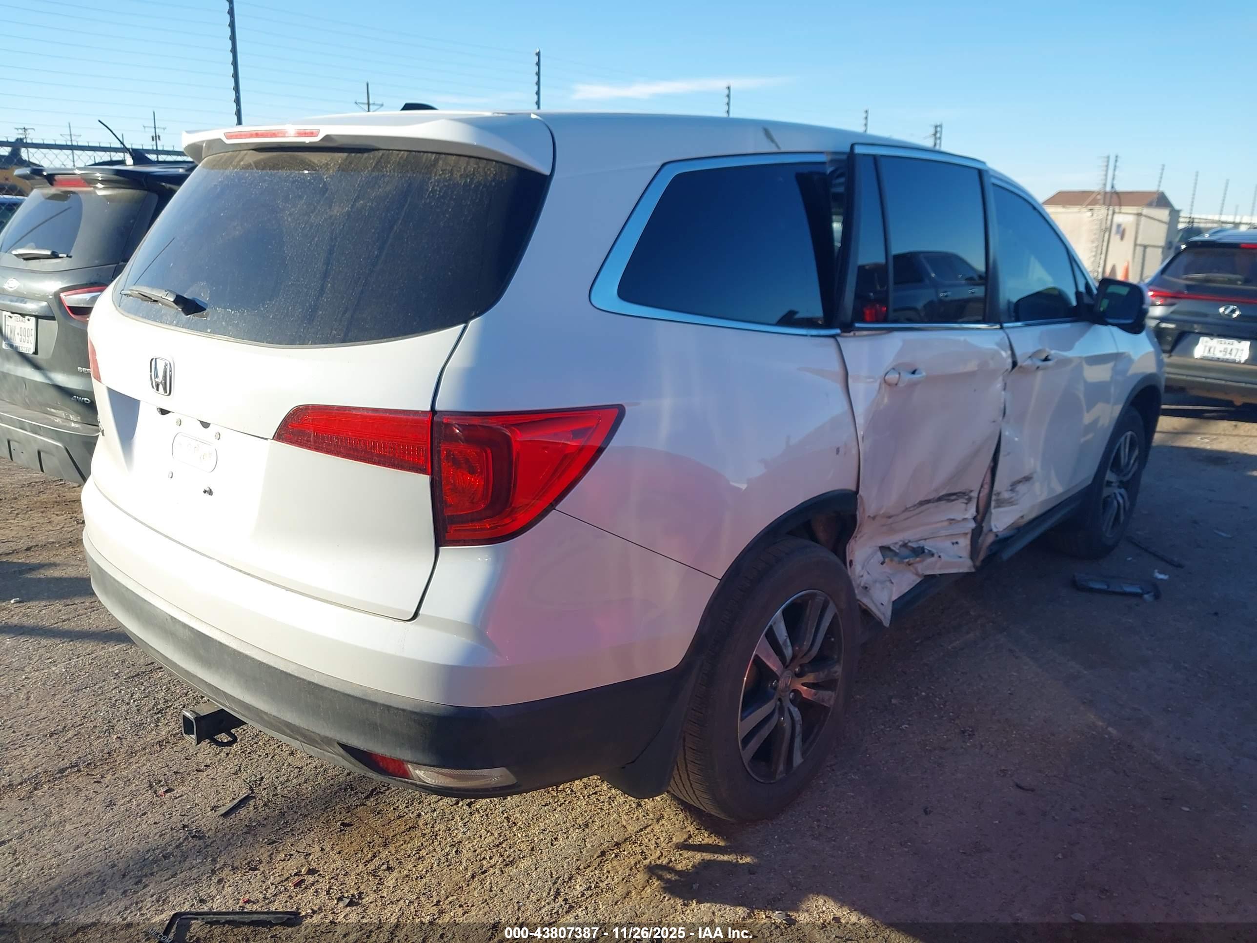 HONDA PILOT image 4