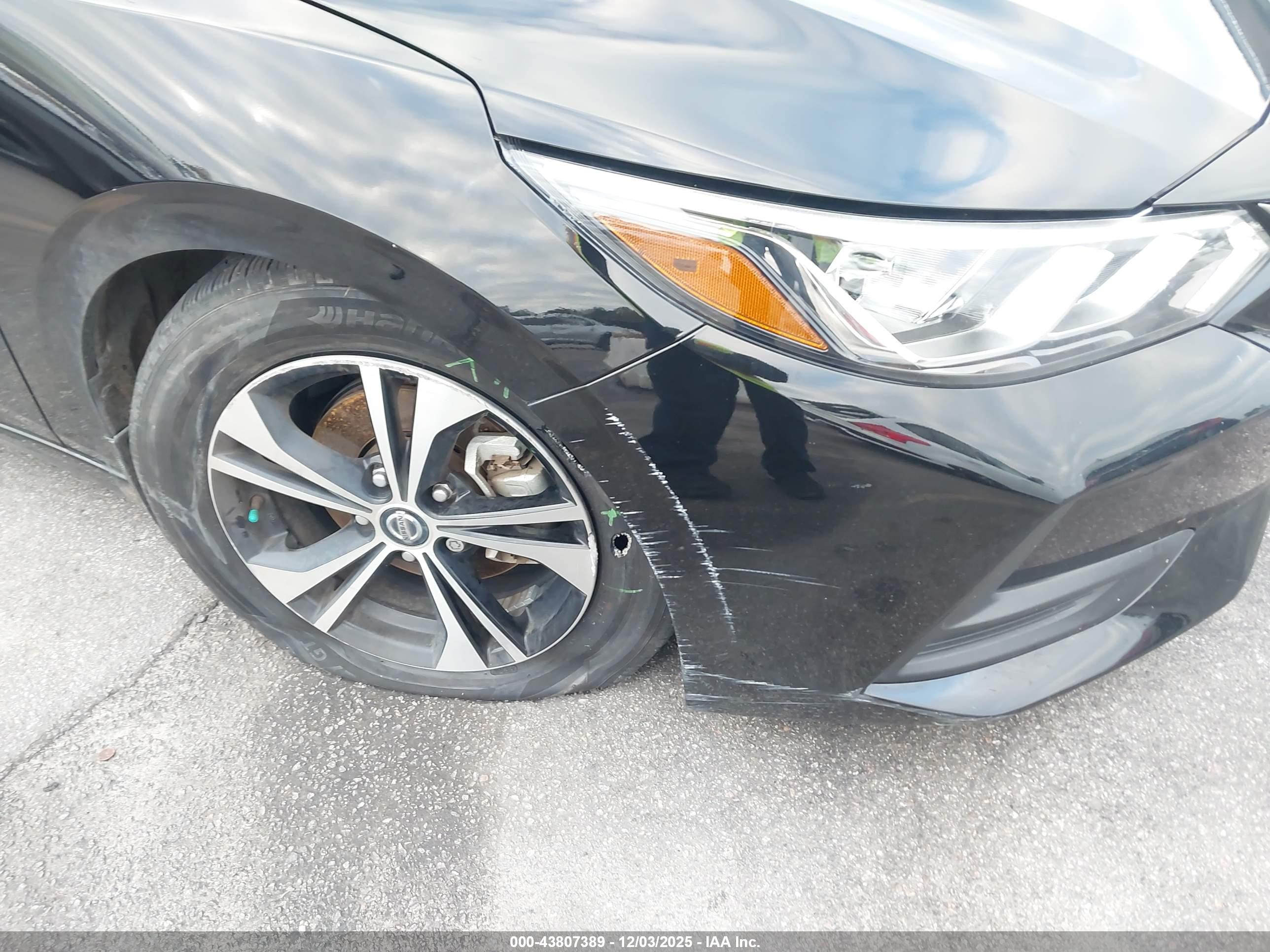 NISSAN SENTRA image 6