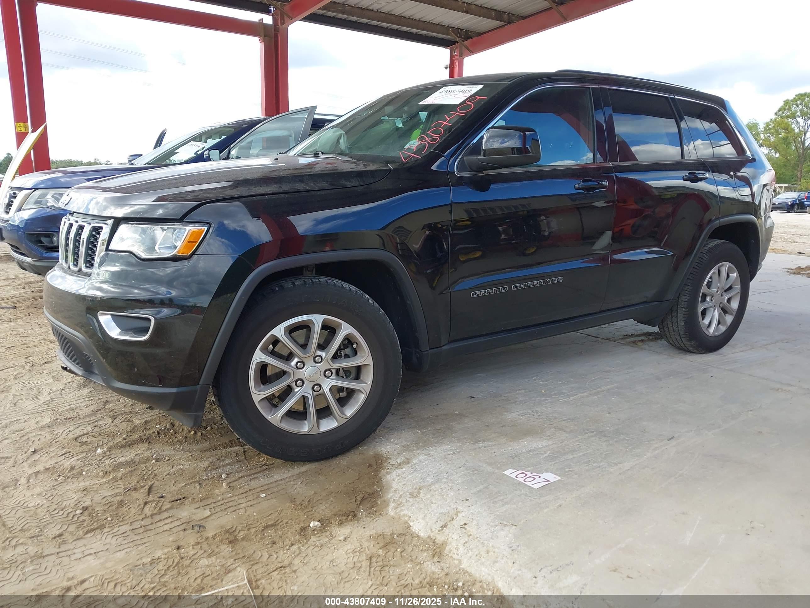 JEEP GRAND image 2
