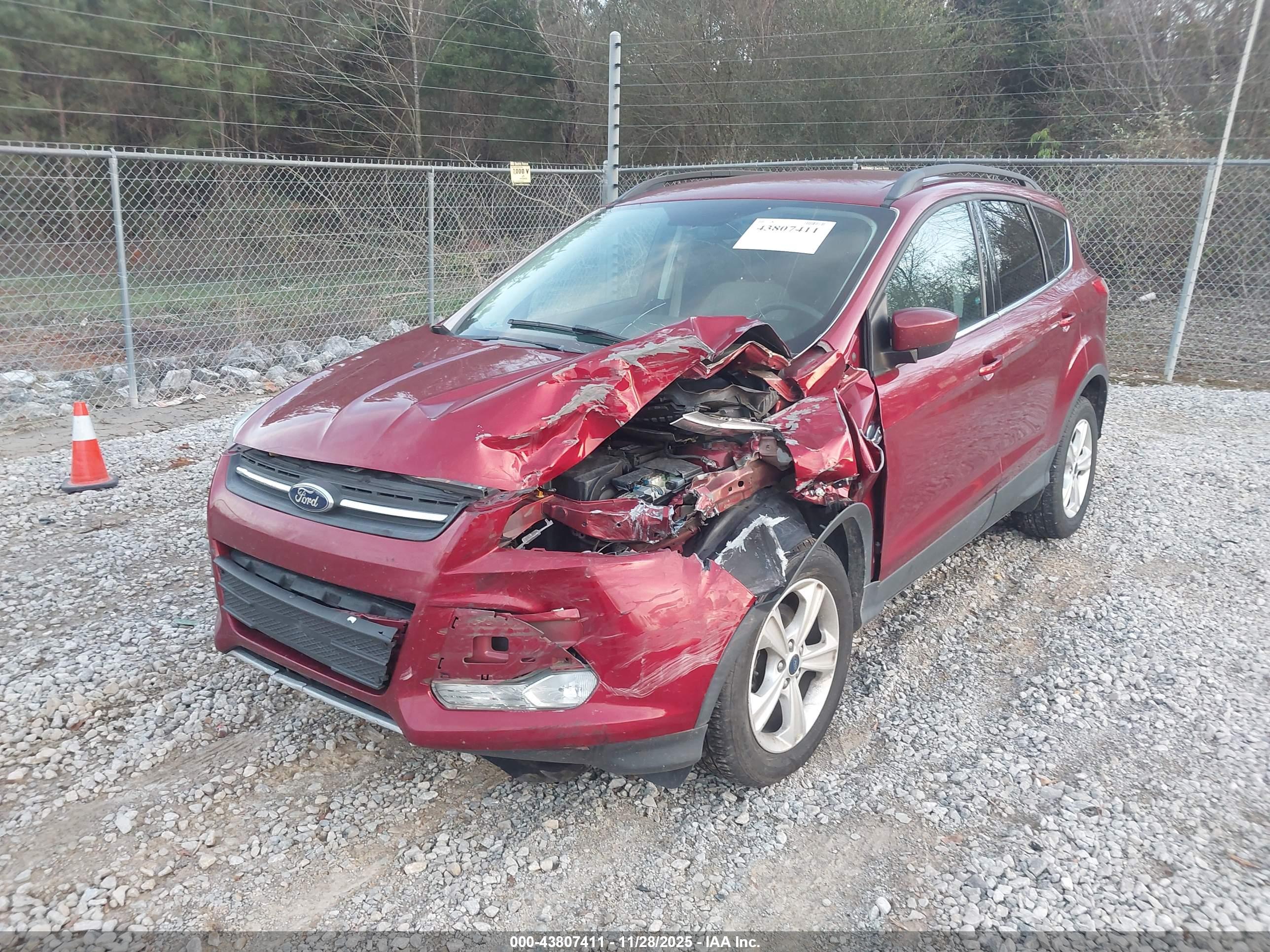 FORD ESCAPE image 6