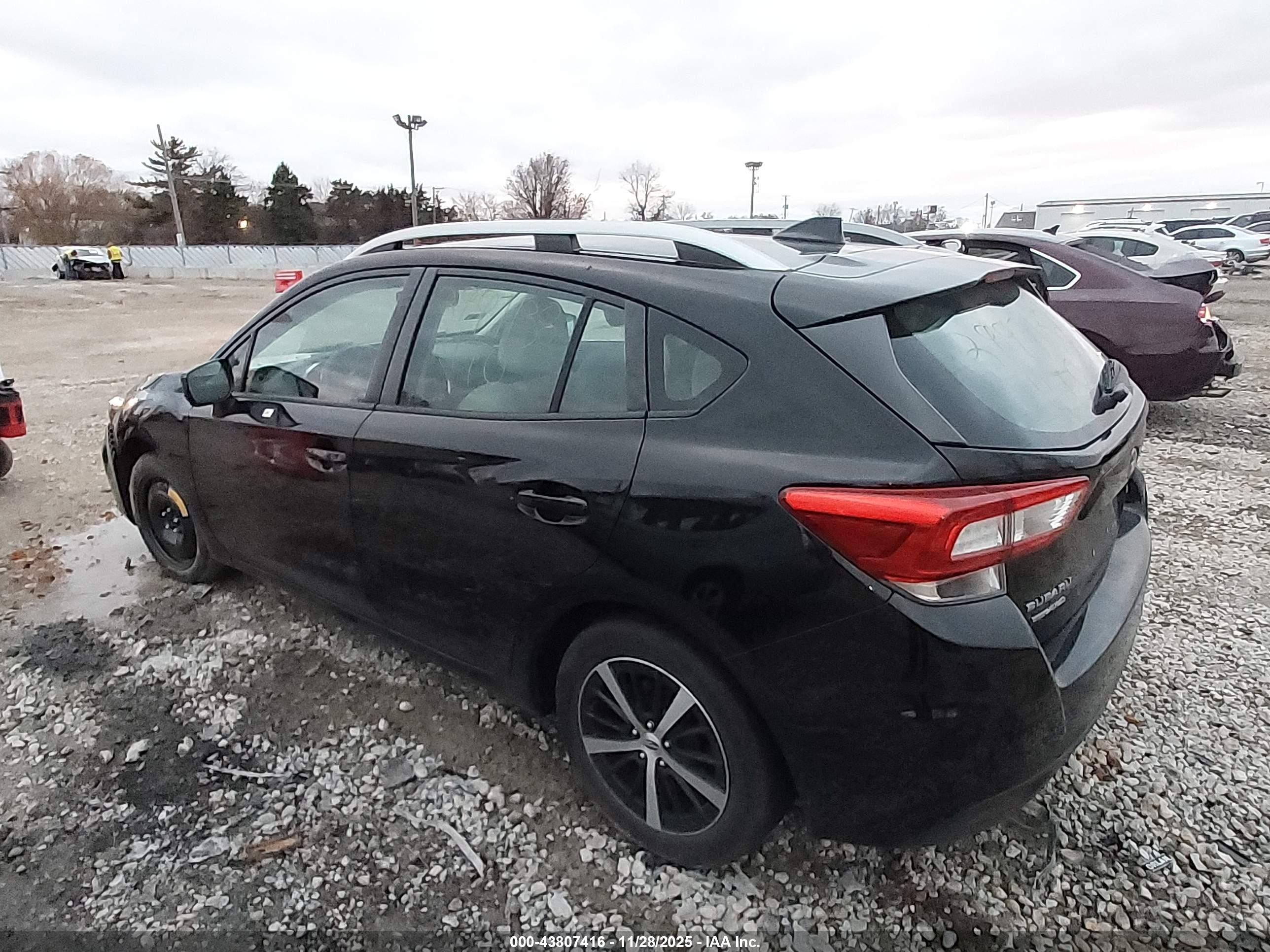 SUBARU IMPREZA image 3