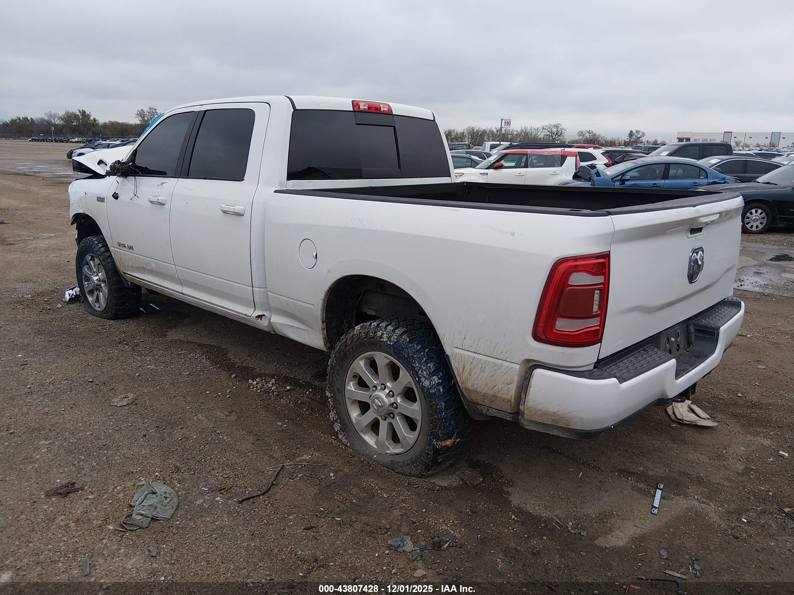 RAM 2500 image 3