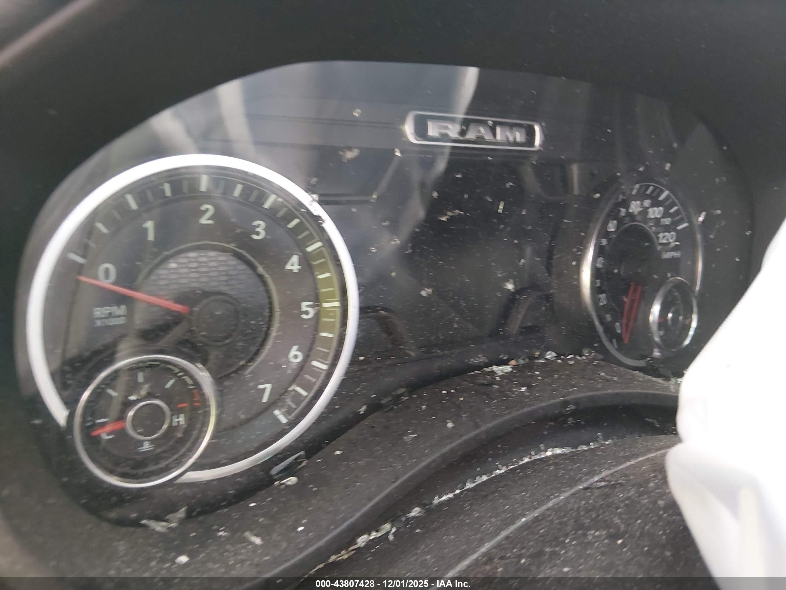 RAM 2500 image 7