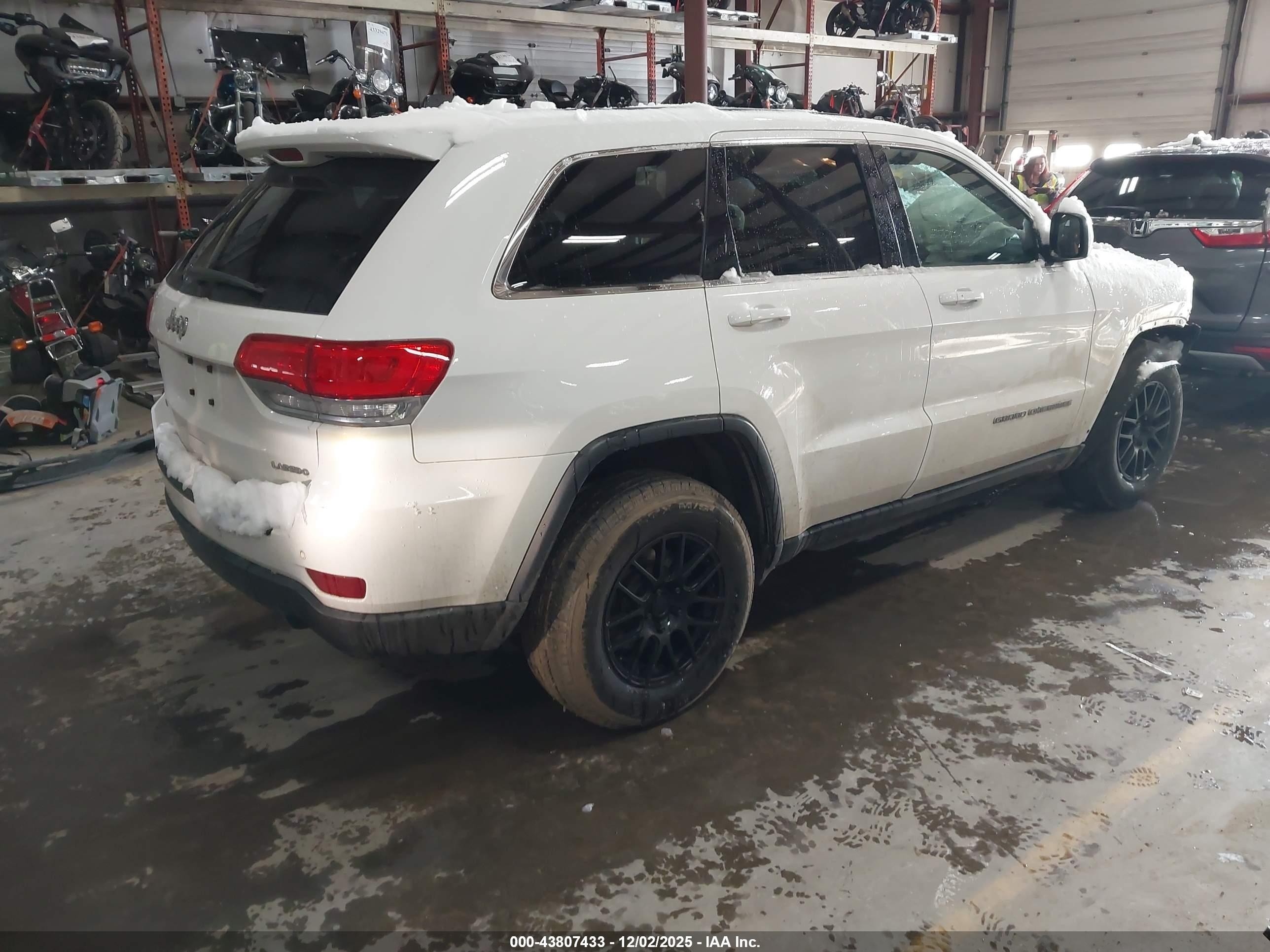 JEEP GRAND image 4