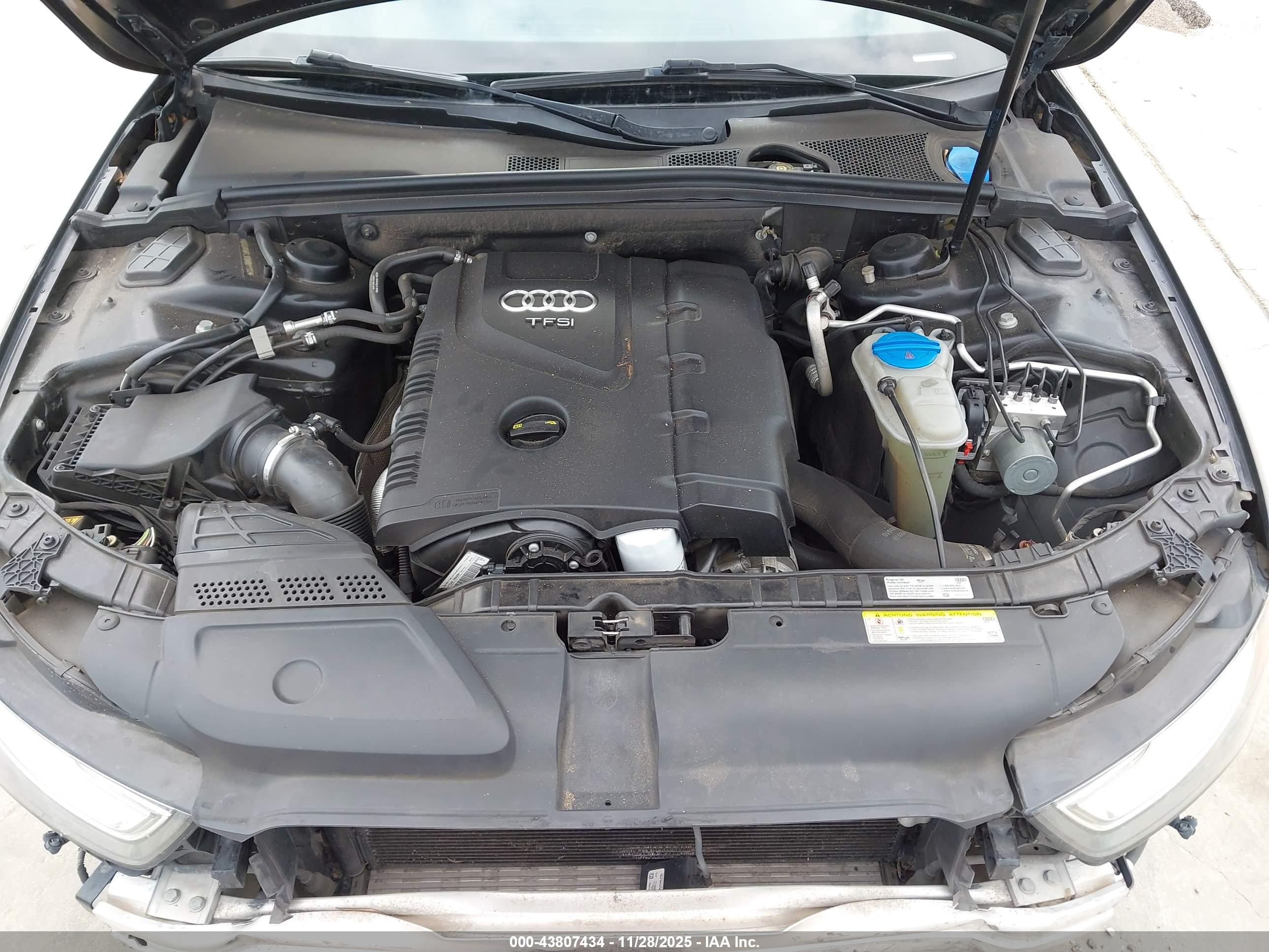 AUDI A4 image 10