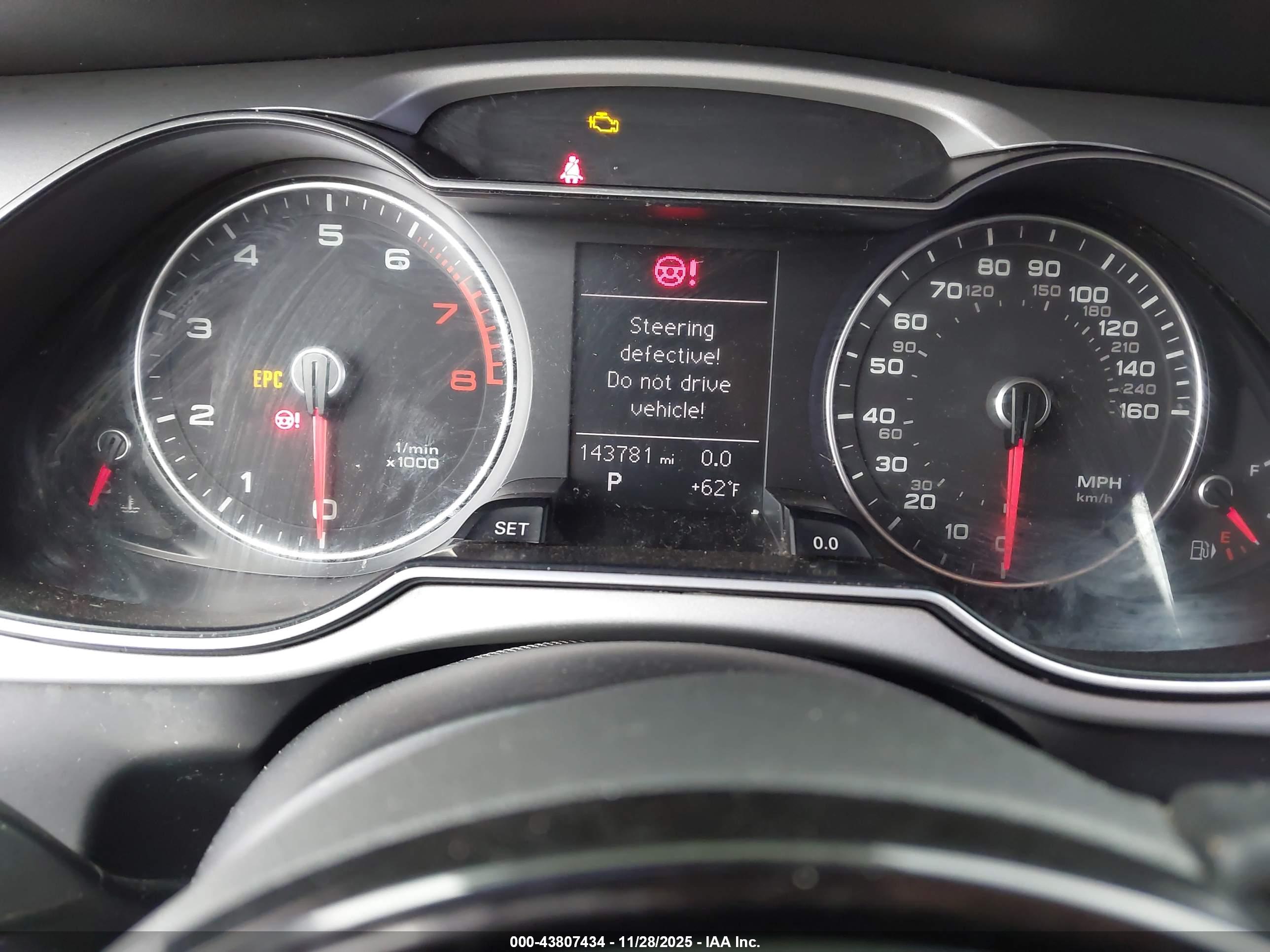 AUDI A4 image 7