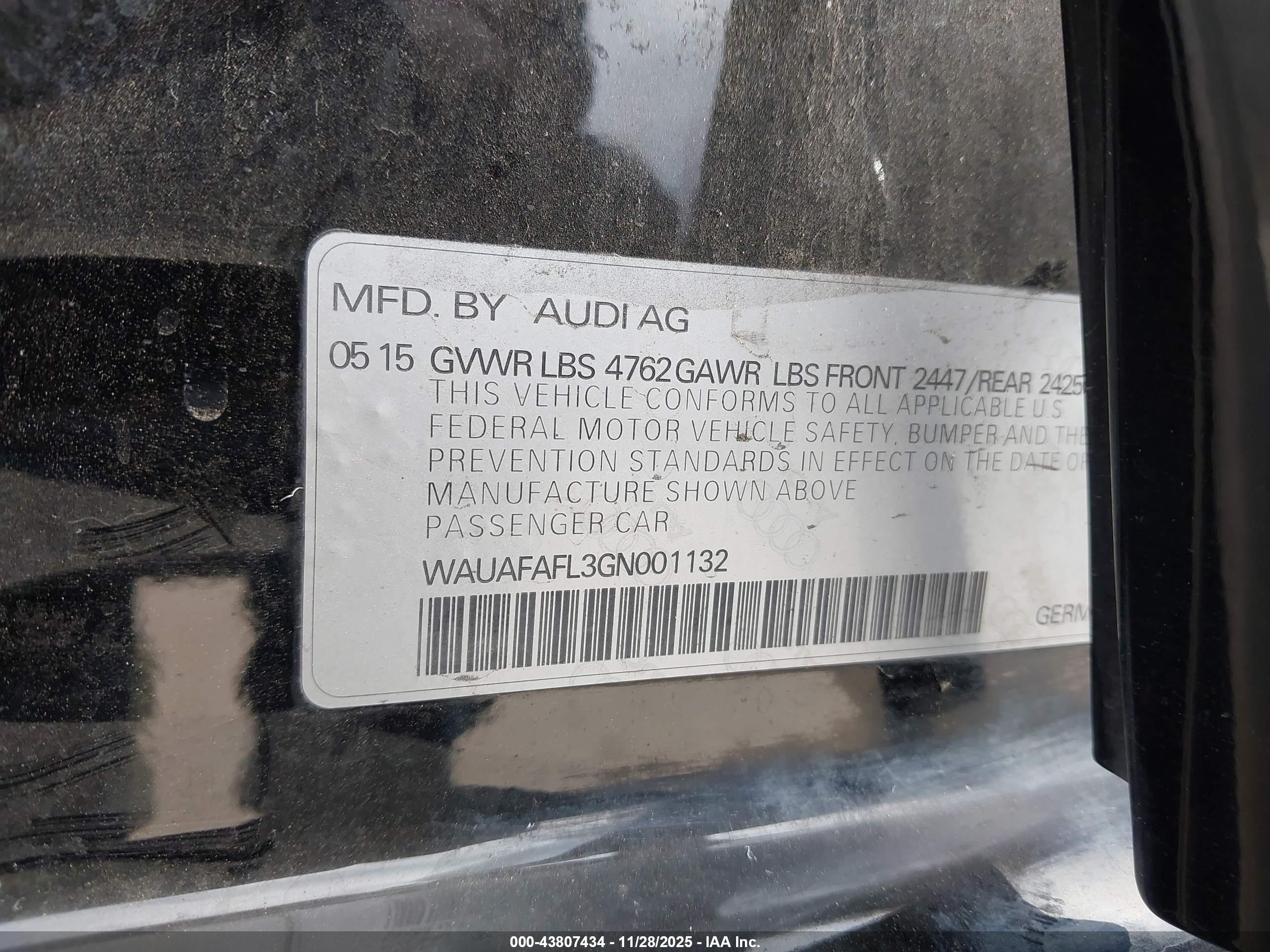 AUDI A4 image 9