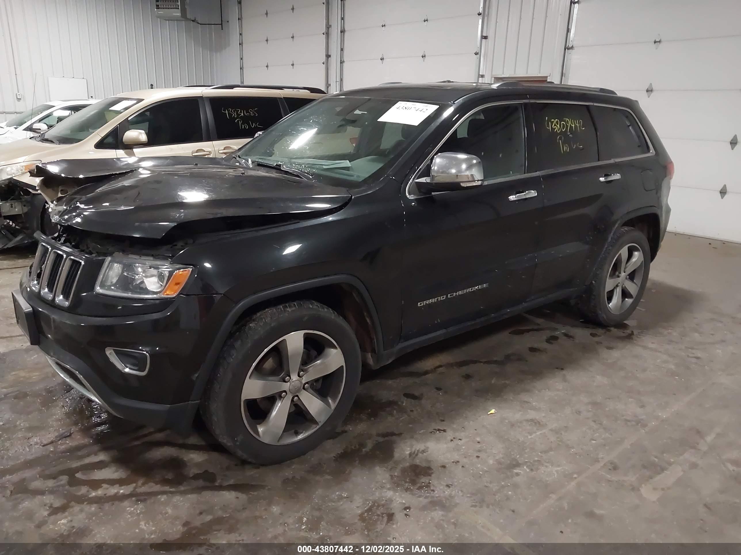 JEEP GRAND image 2