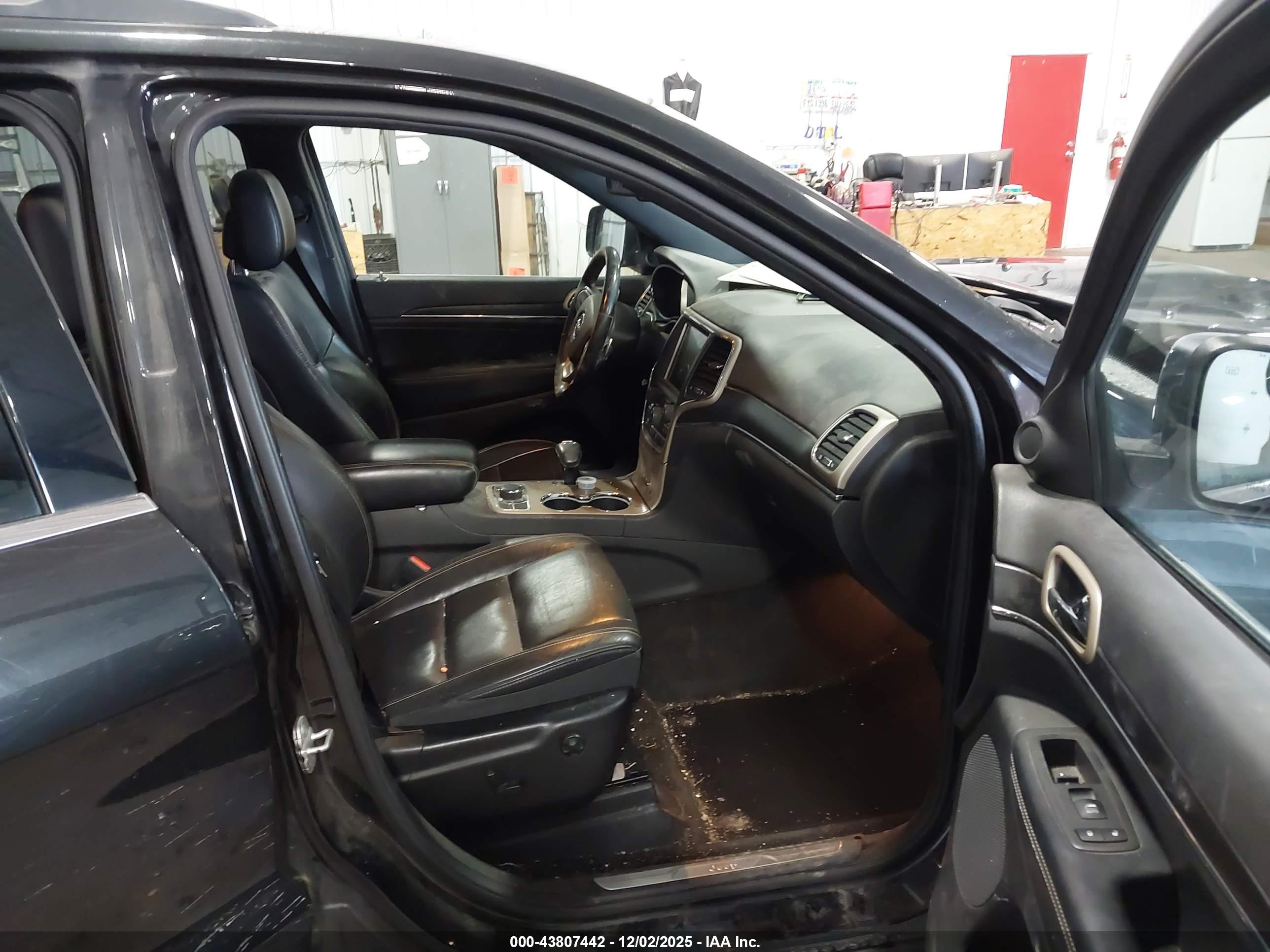 JEEP GRAND image 5