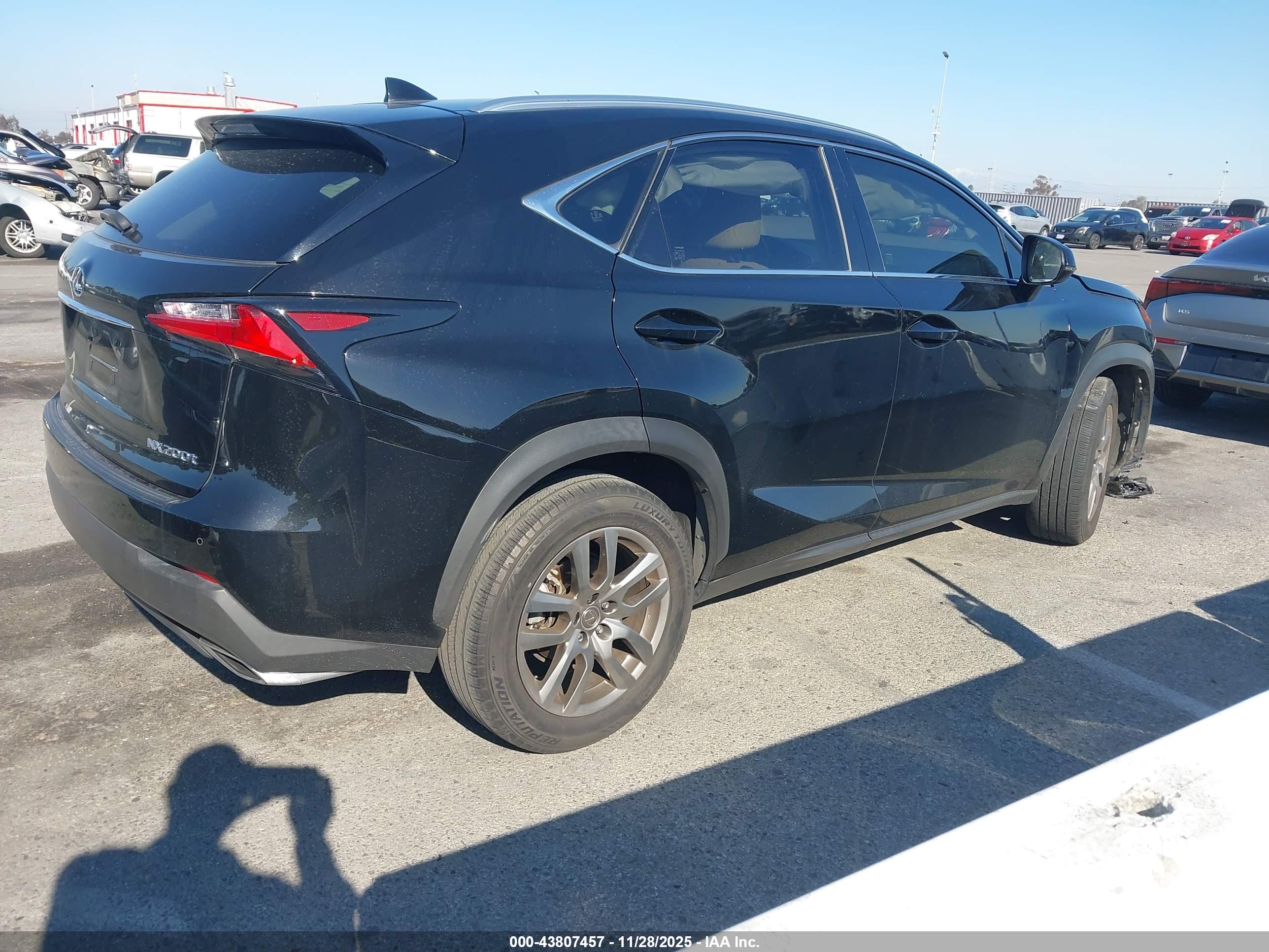 LEXUS NX image 4