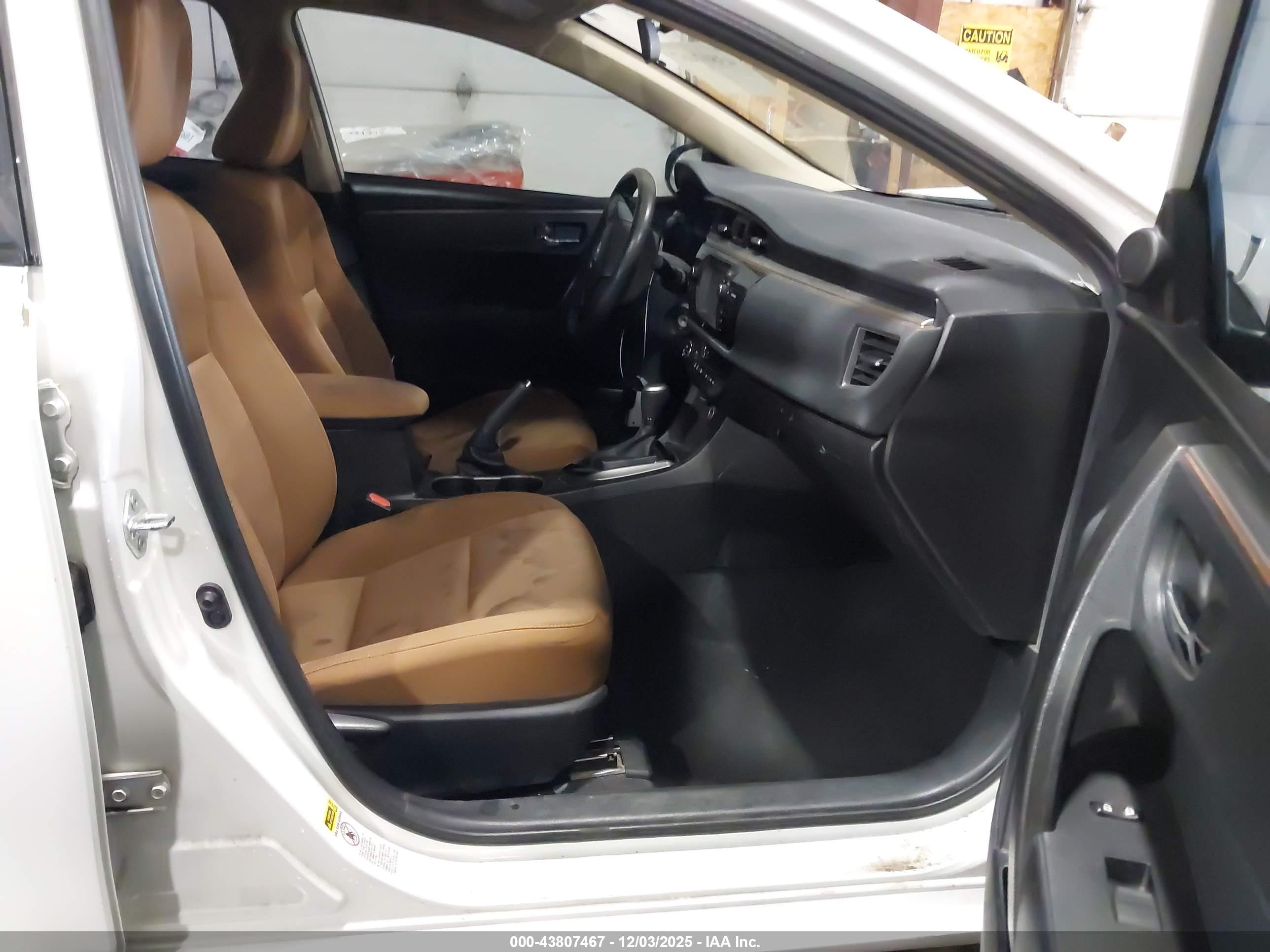 TOYOTA COROLLA image 5