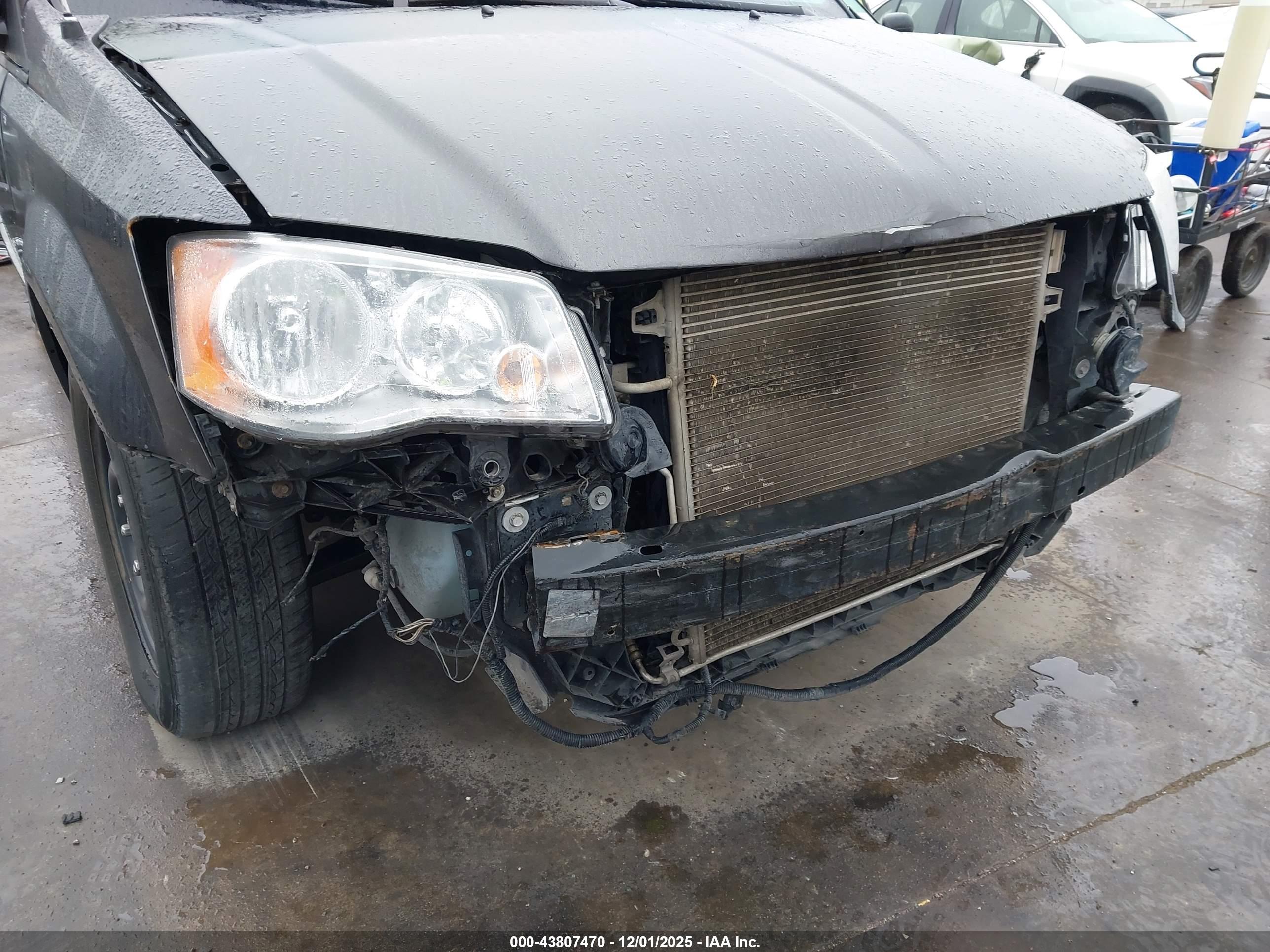 DODGE GRAND image 6