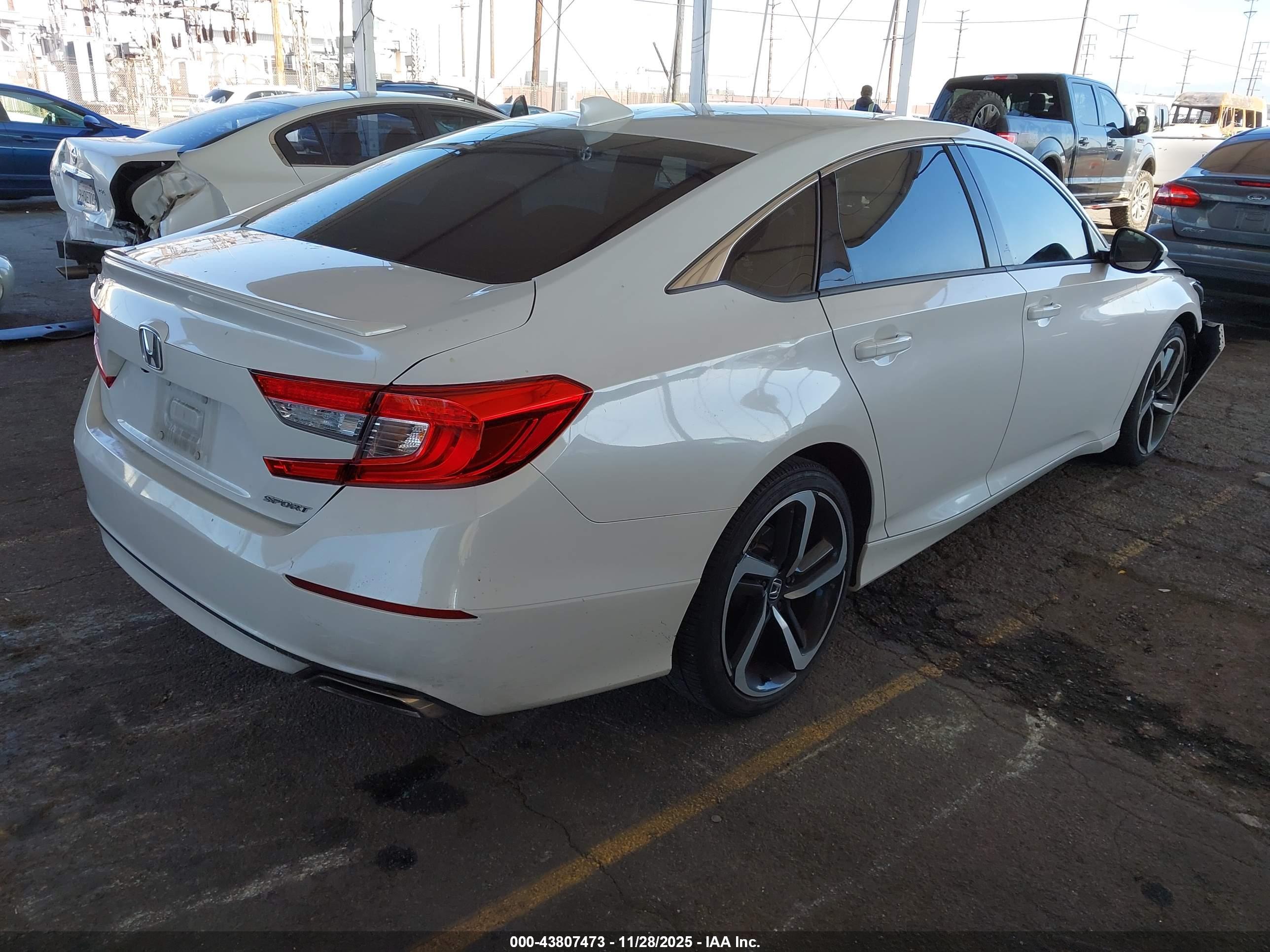 HONDA ACCORD image 4