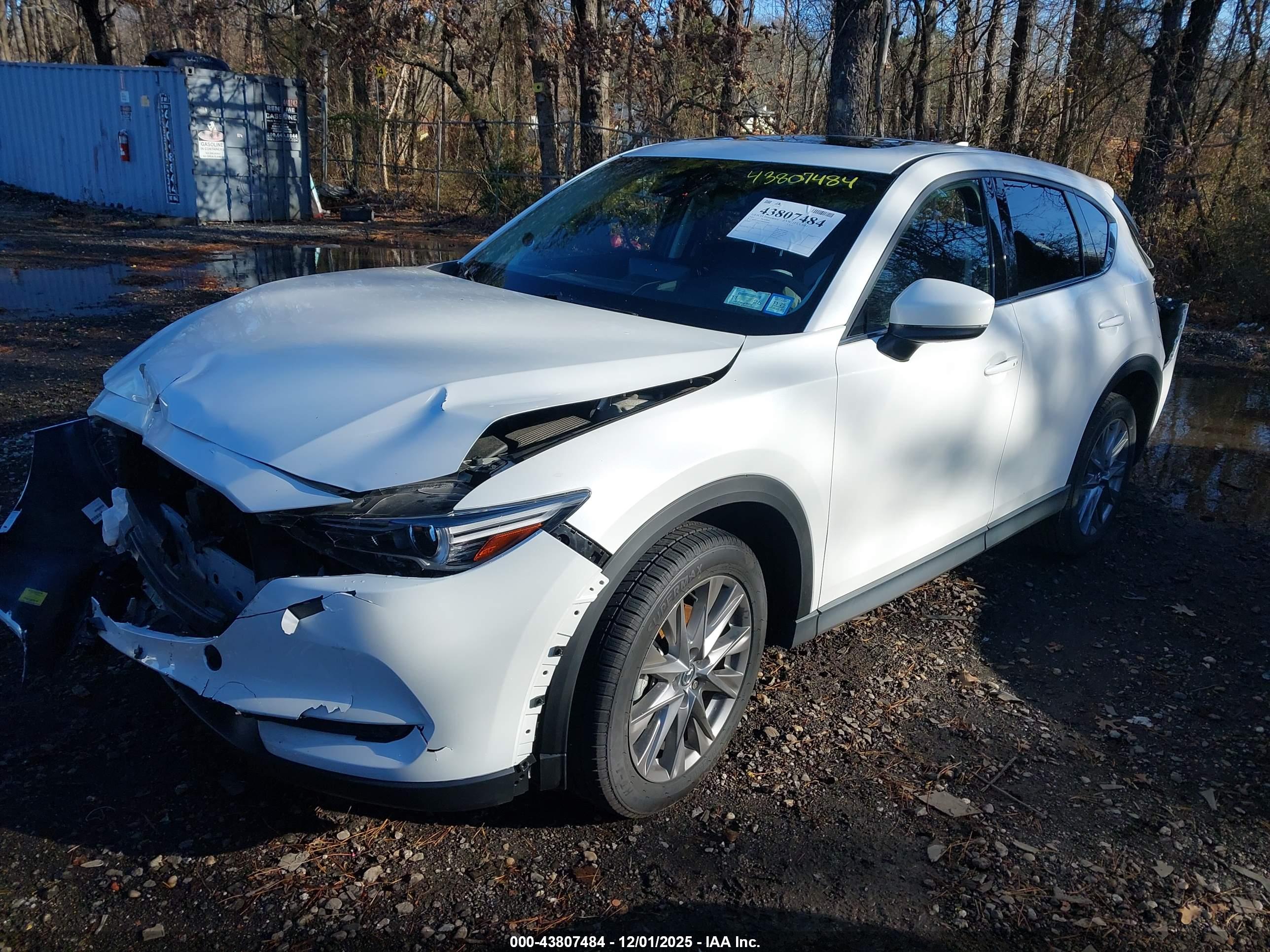 MAZDA CX-5 image 2