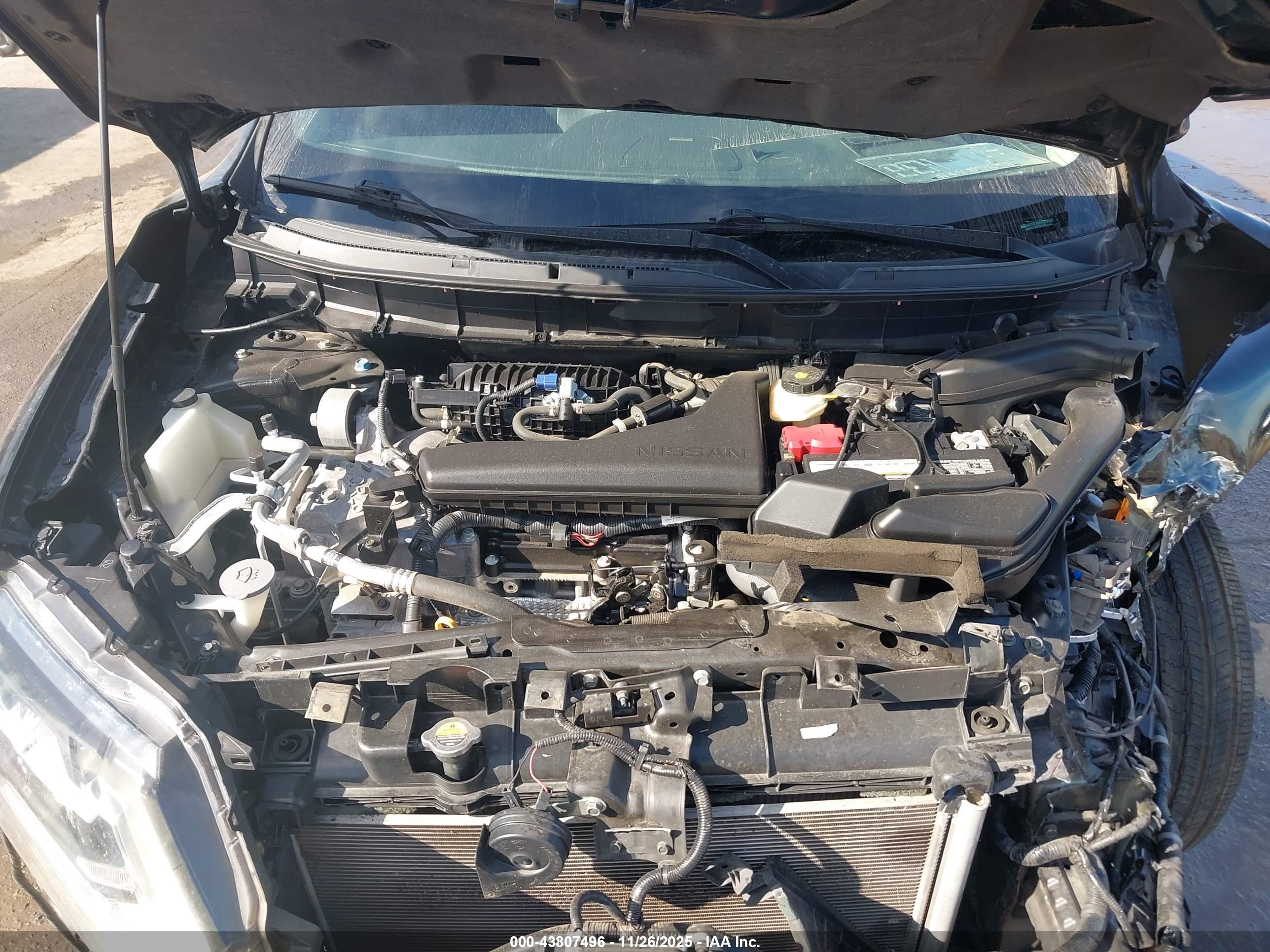 NISSAN ROGUE image 10