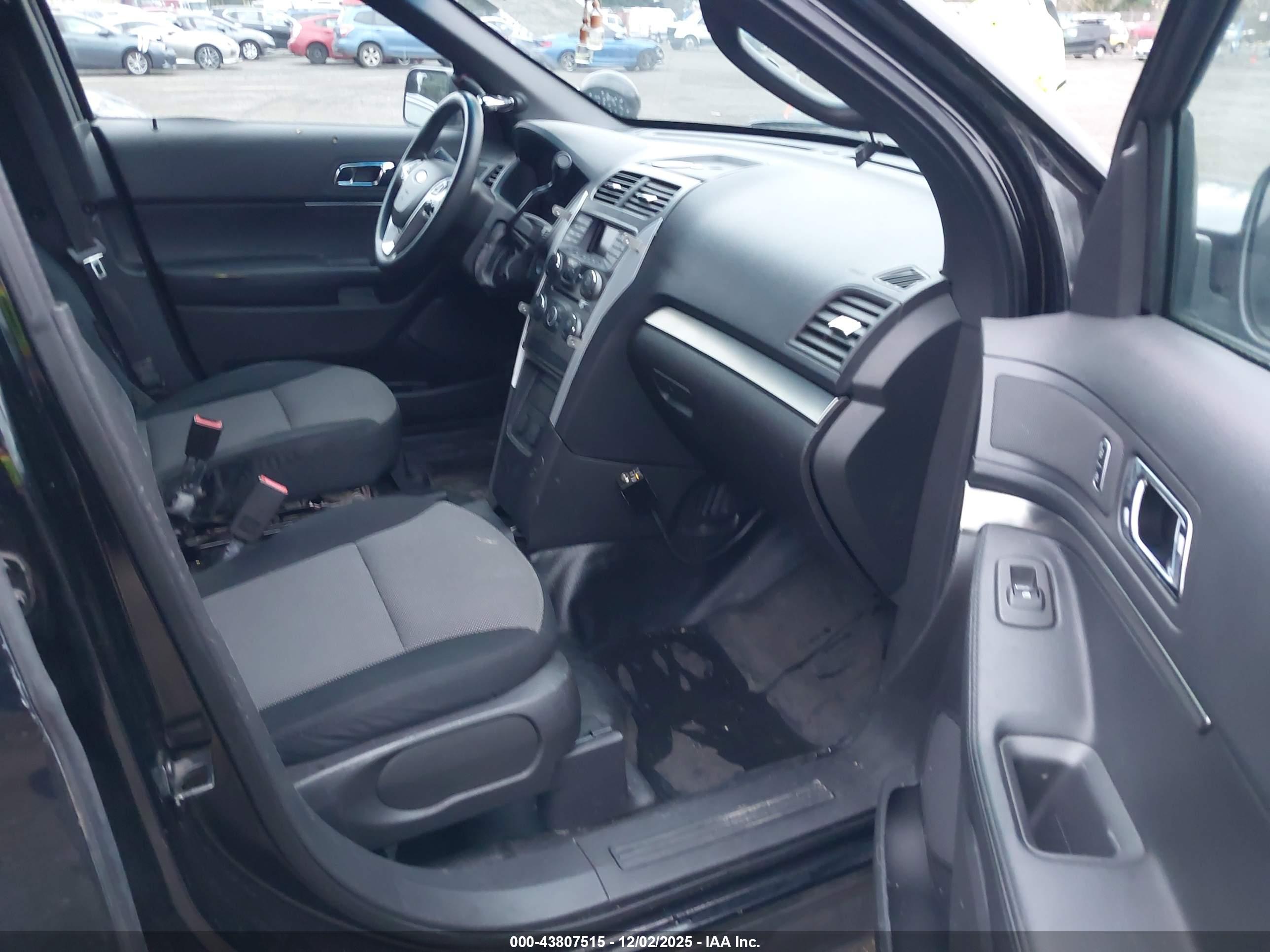 FORD UTILITY image 5