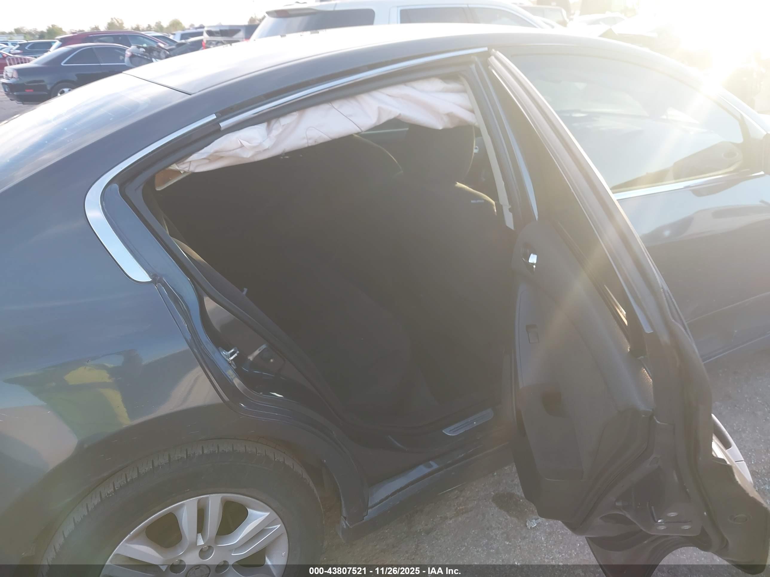 NISSAN ALTIMA image 8