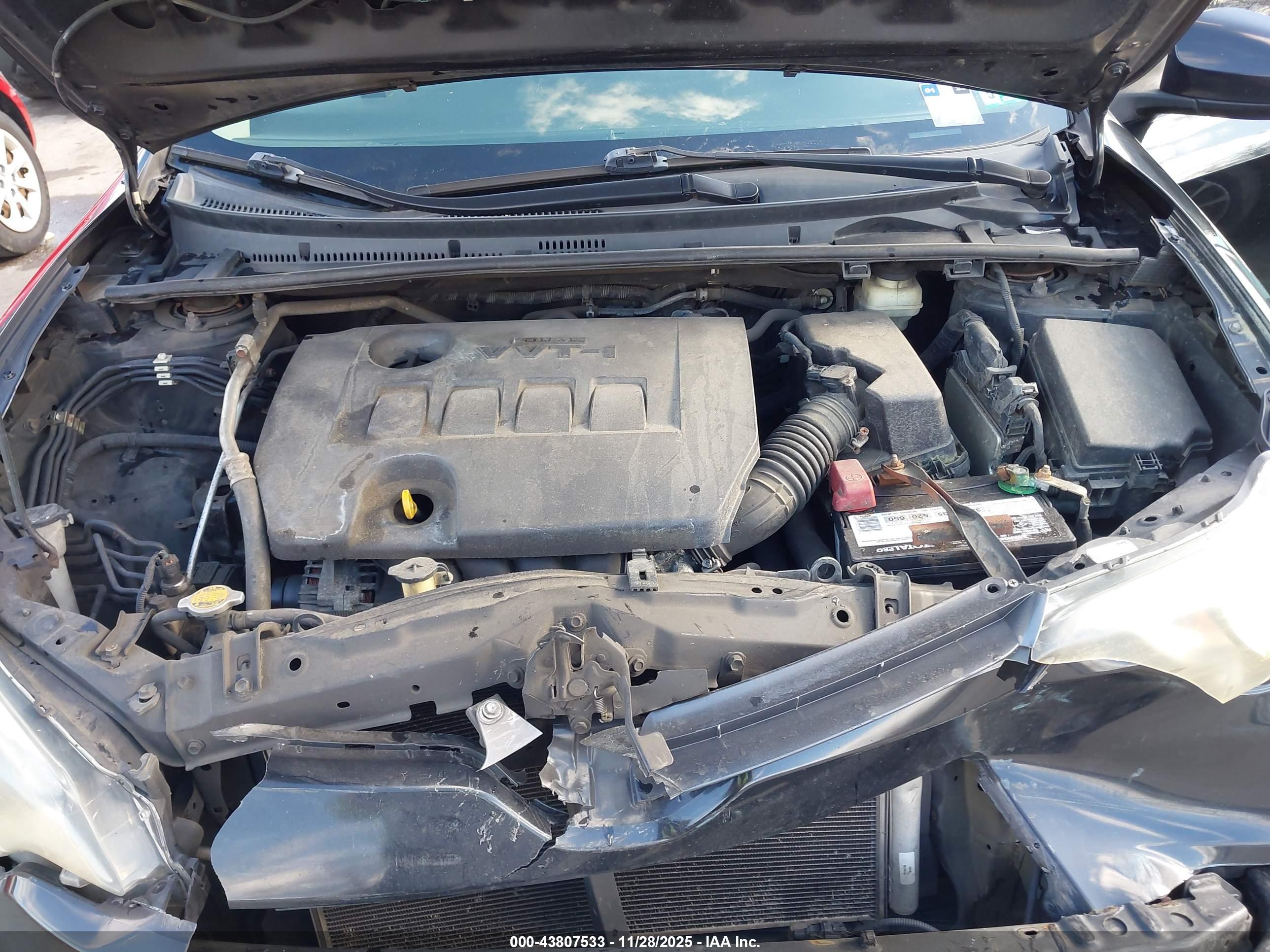 TOYOTA COROLLA image 10