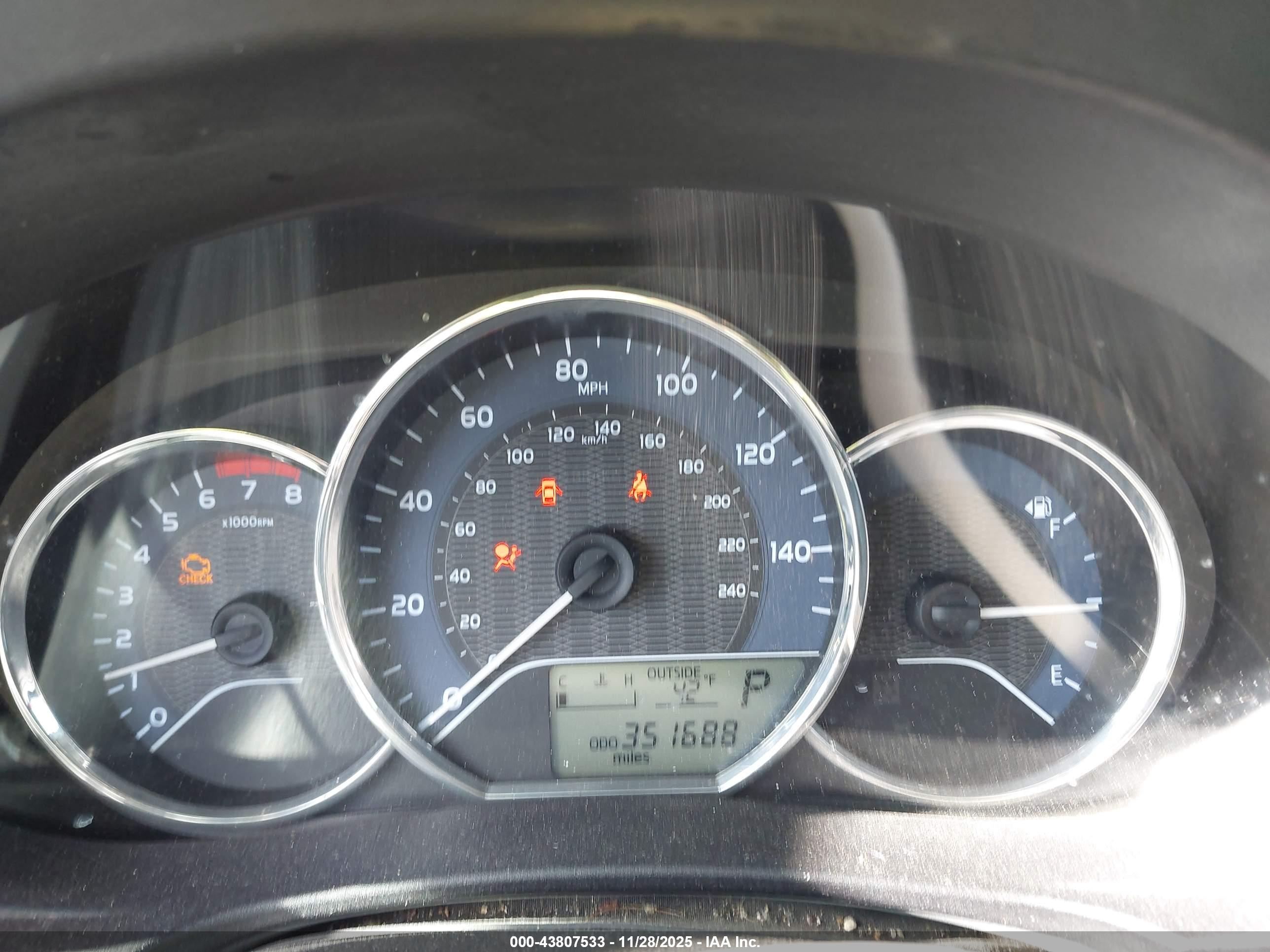 TOYOTA COROLLA image 7