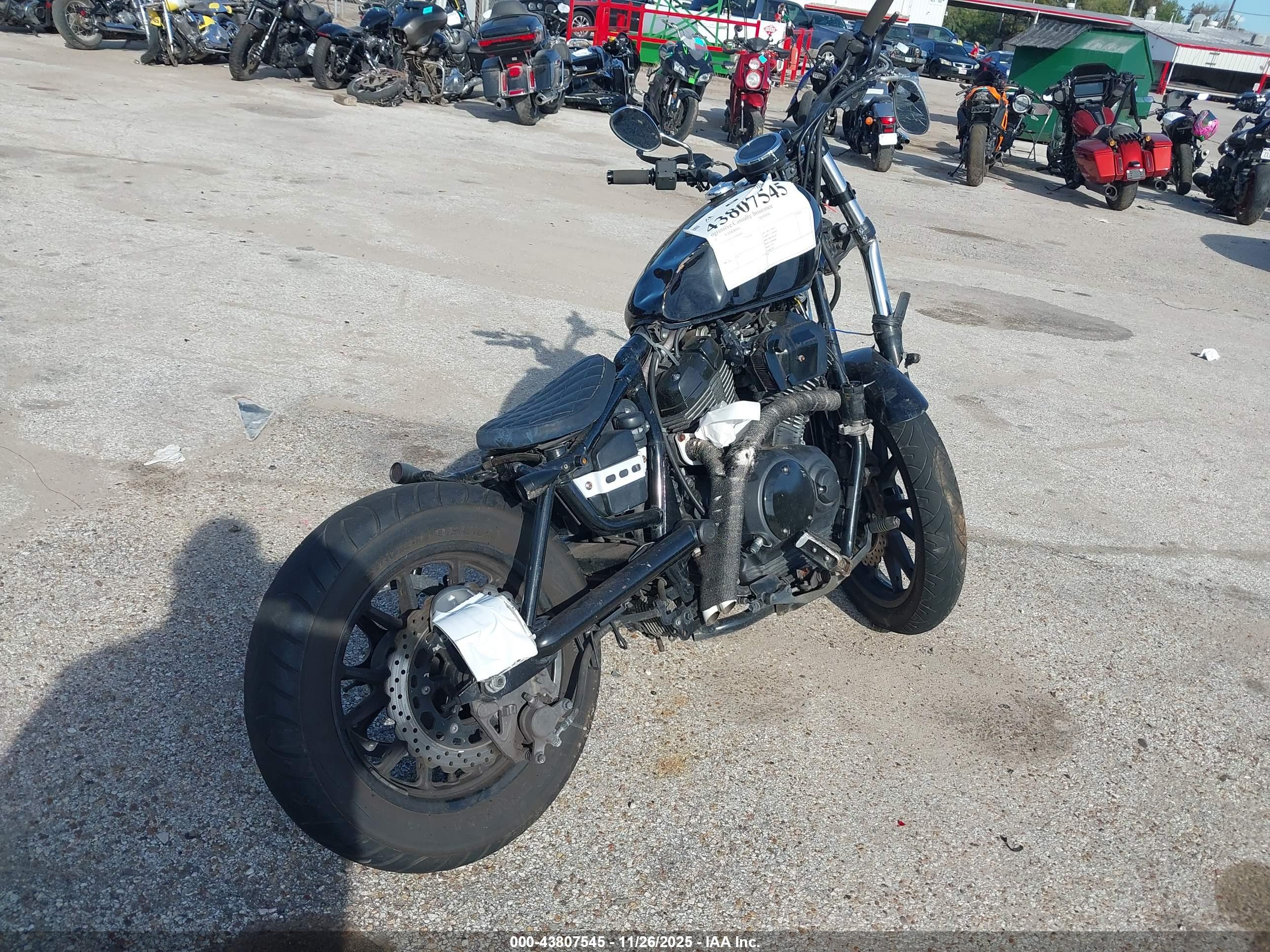 YAMAHA XVS950 image 4
