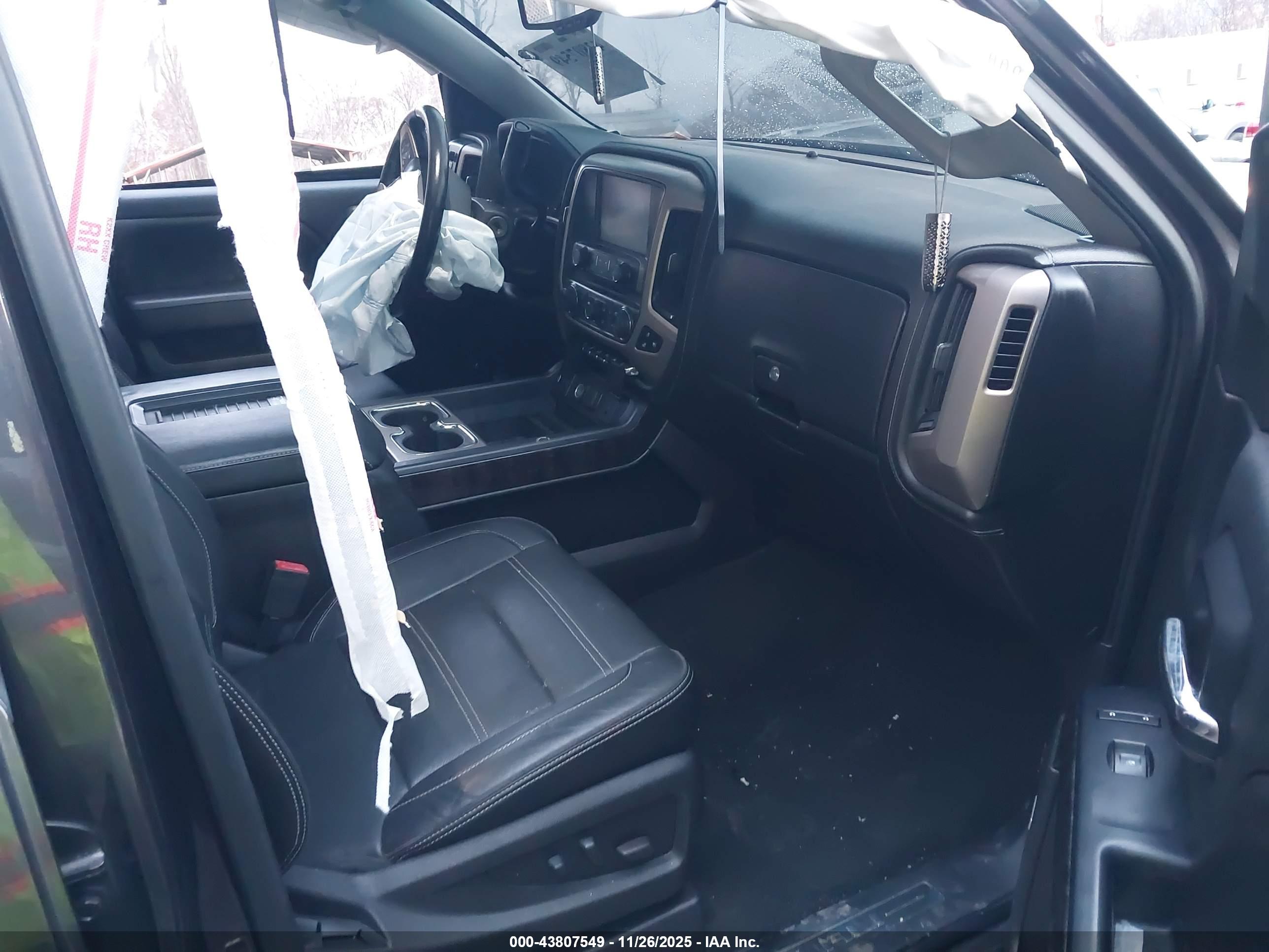 GMC SIERRA image 5