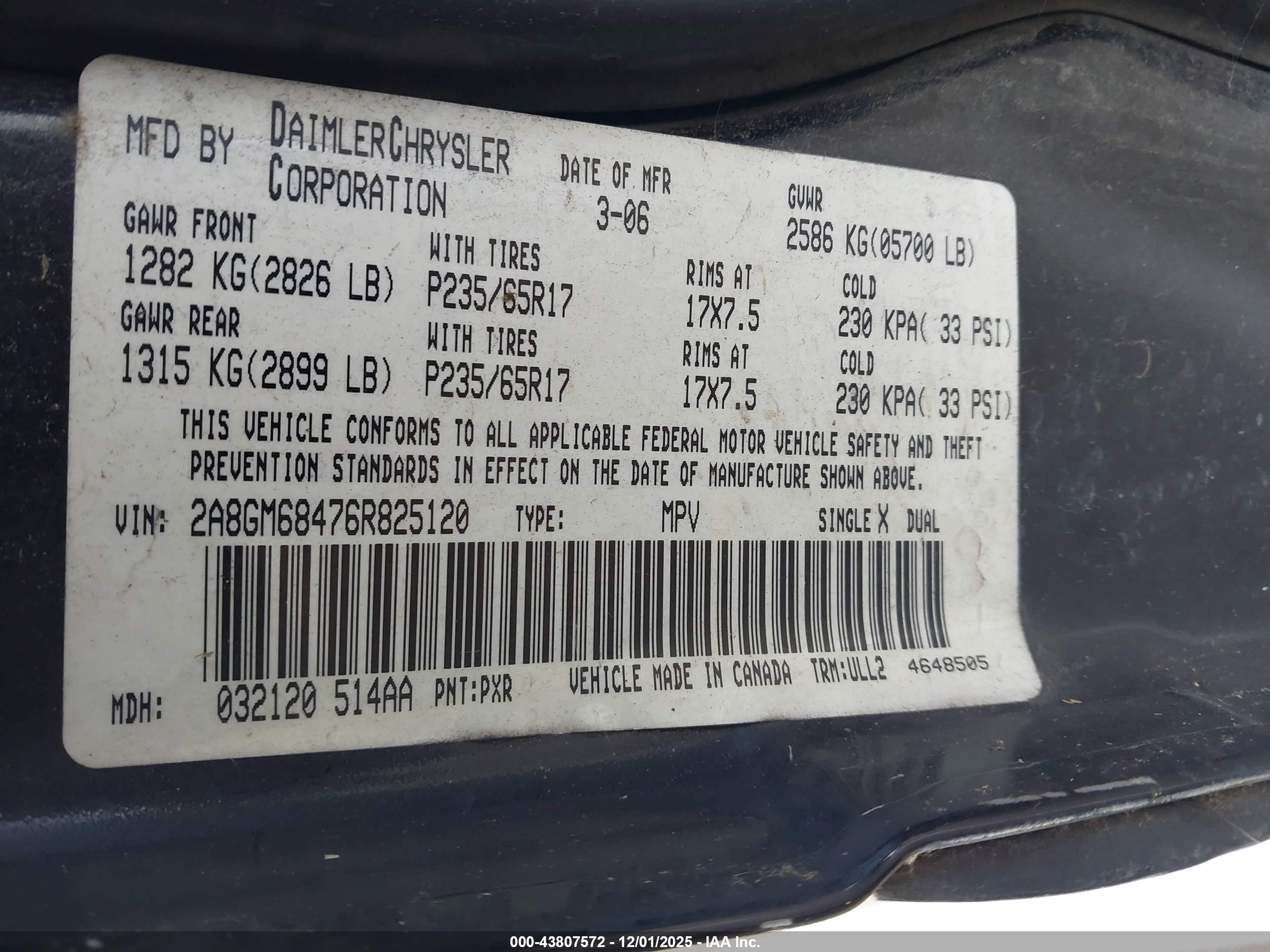 CHRYSLER PACIFICA image 9