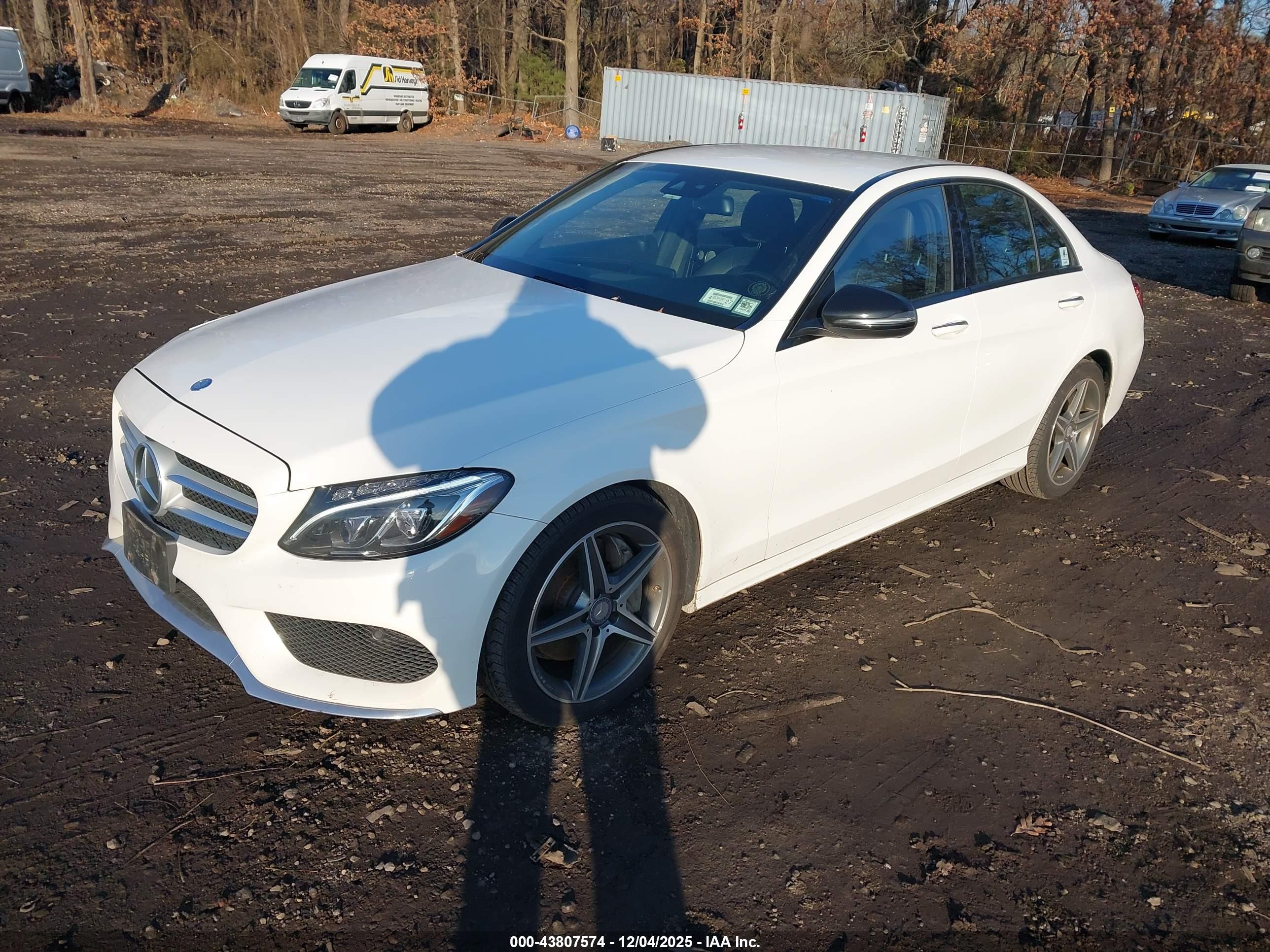 MERCEDES-BENZ C image 2