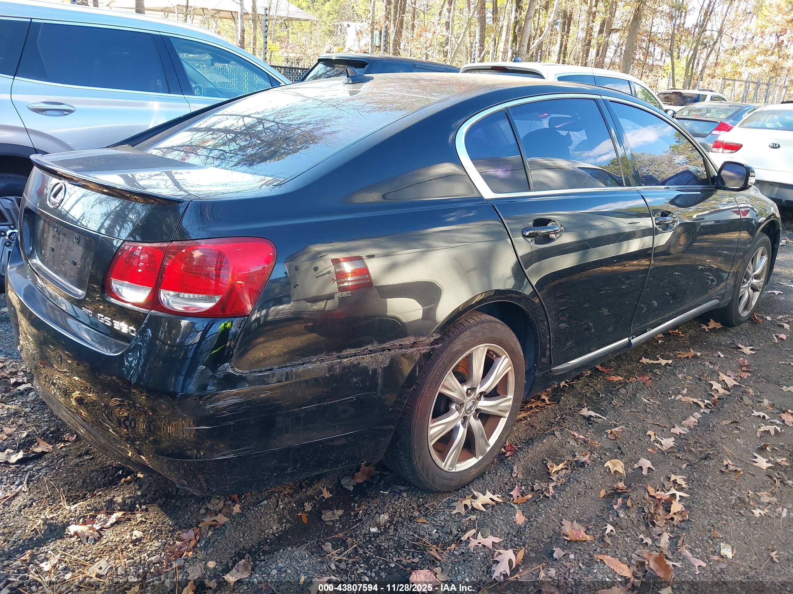LEXUS GS image 4