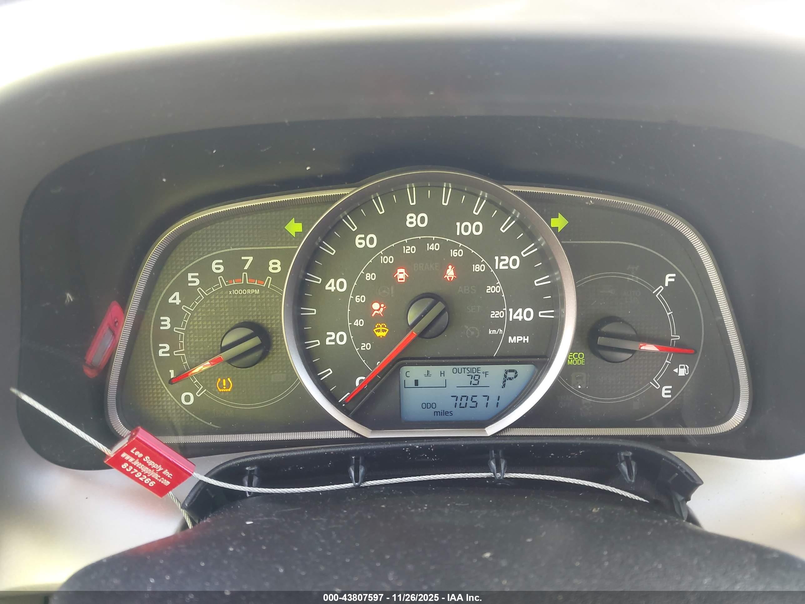 TOYOTA RAV4 image 7