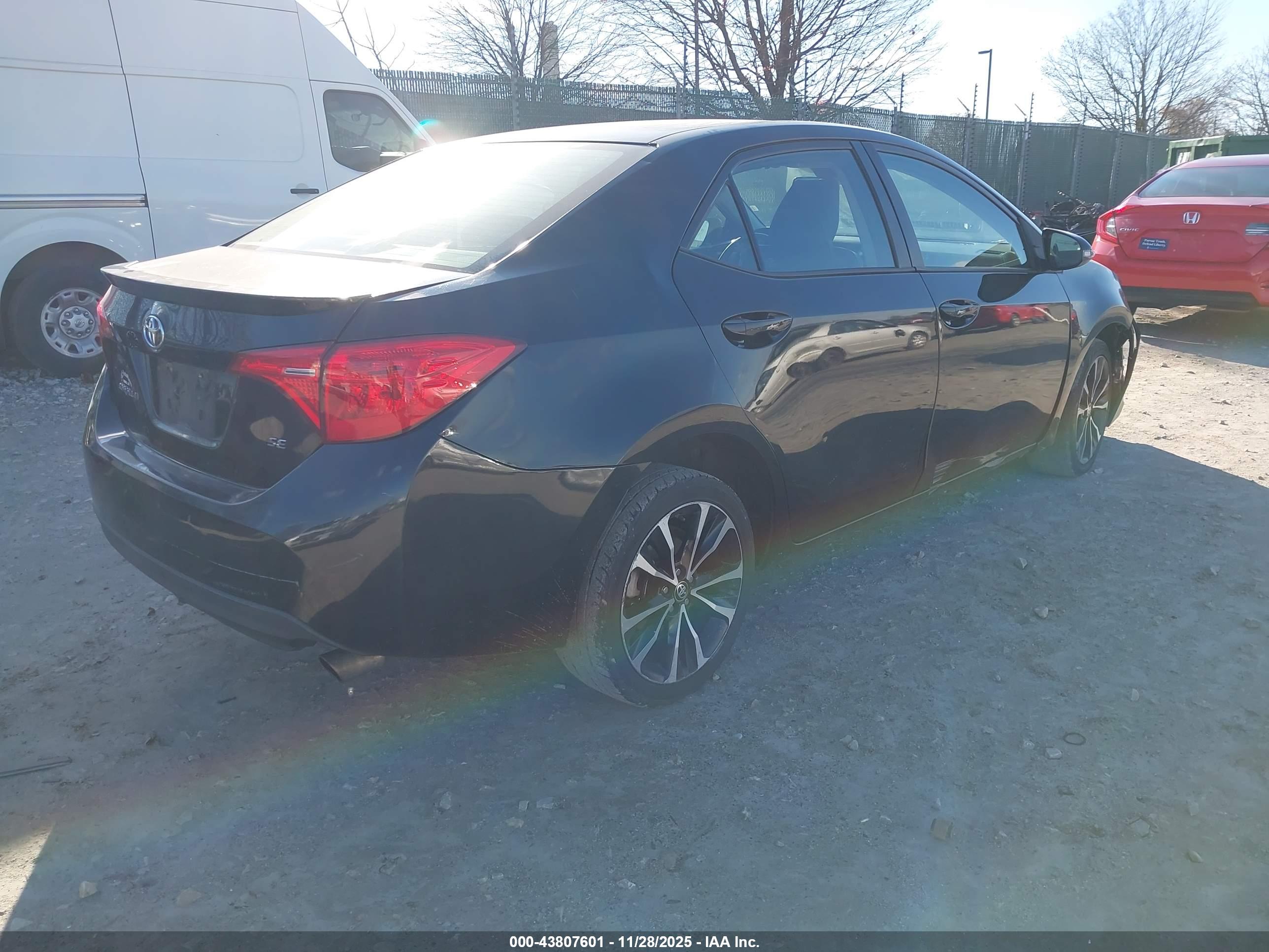 TOYOTA COROLLA image 4
