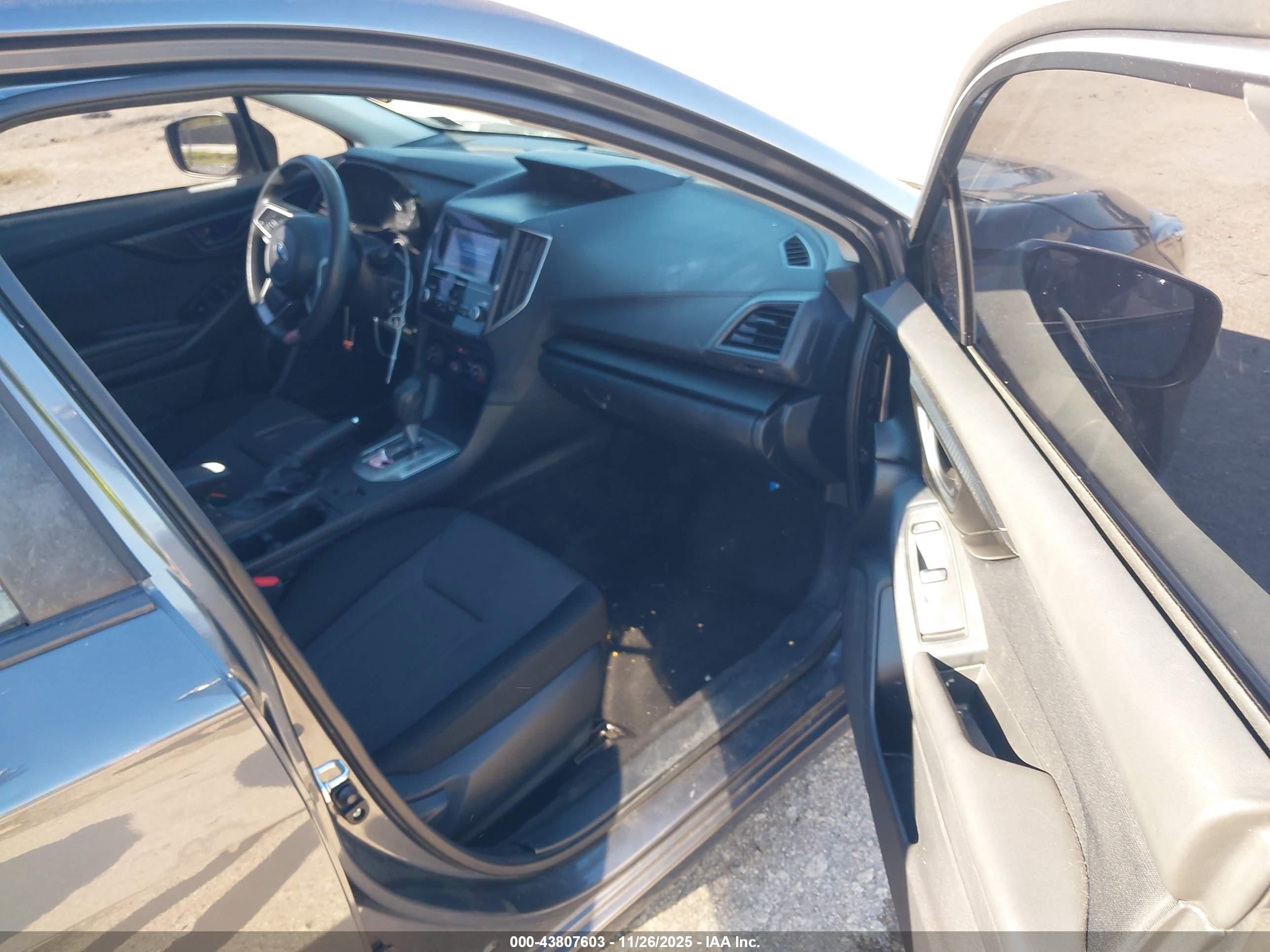 SUBARU IMPREZA image 5