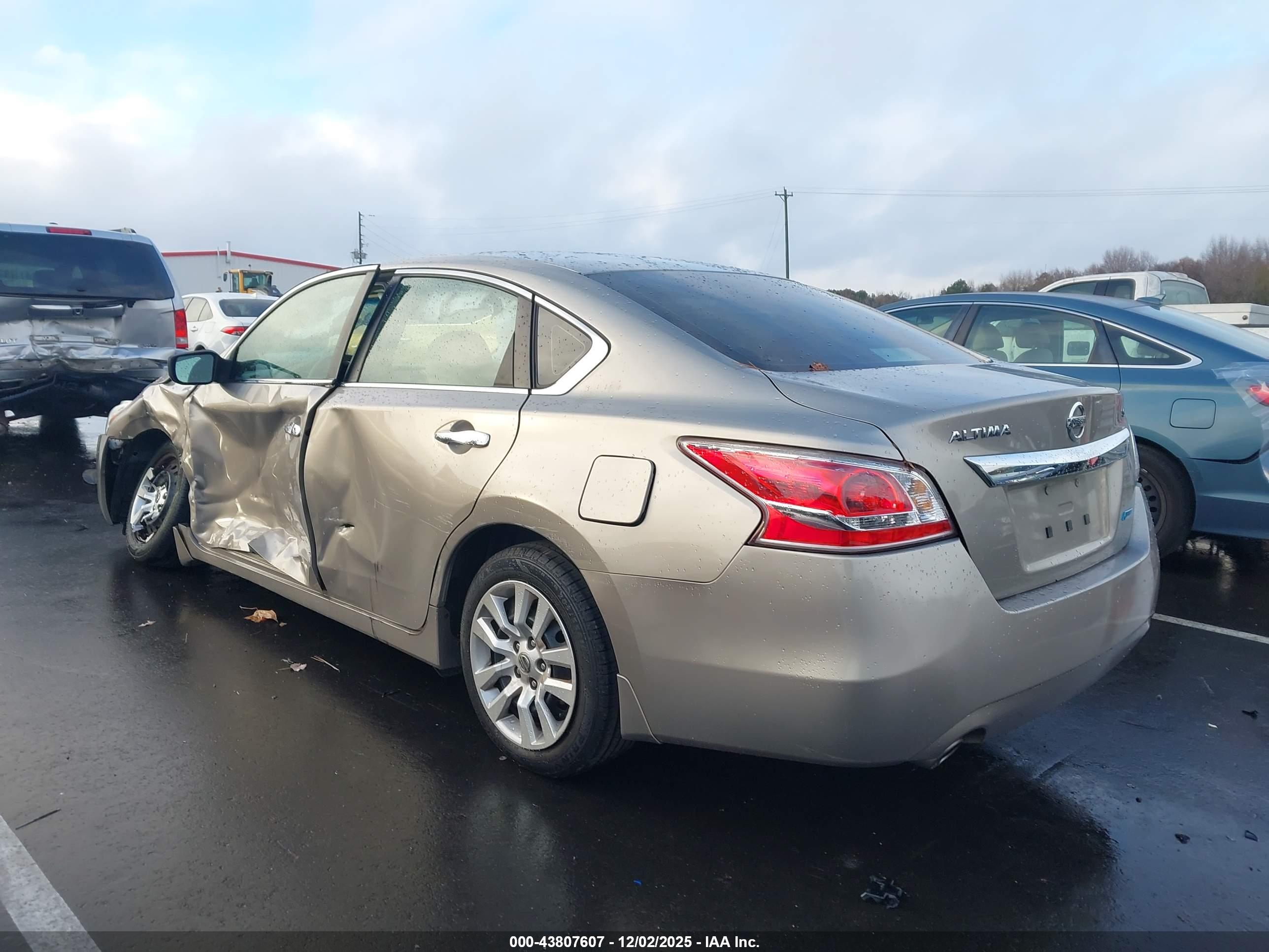 NISSAN ALTIMA image 3