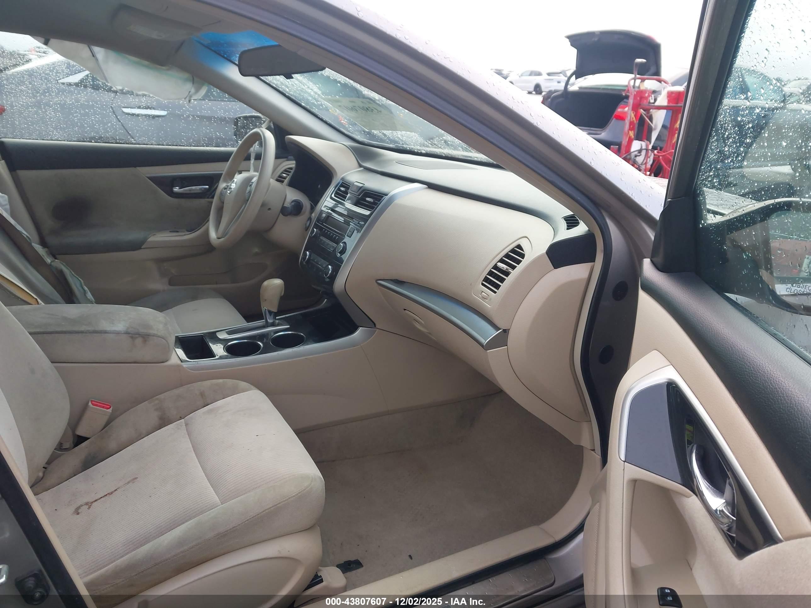 NISSAN ALTIMA image 5