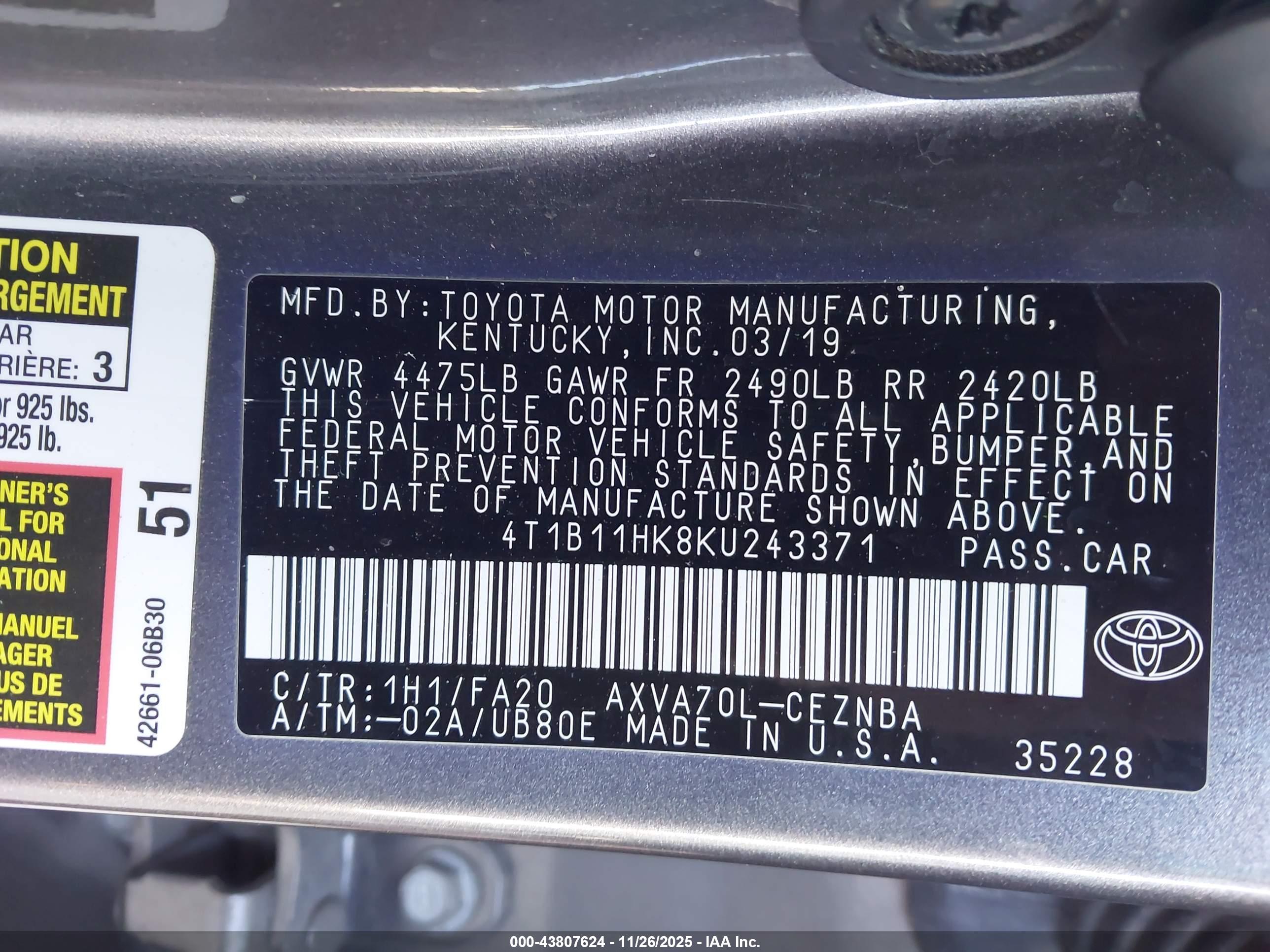 TOYOTA CAMRY image 9