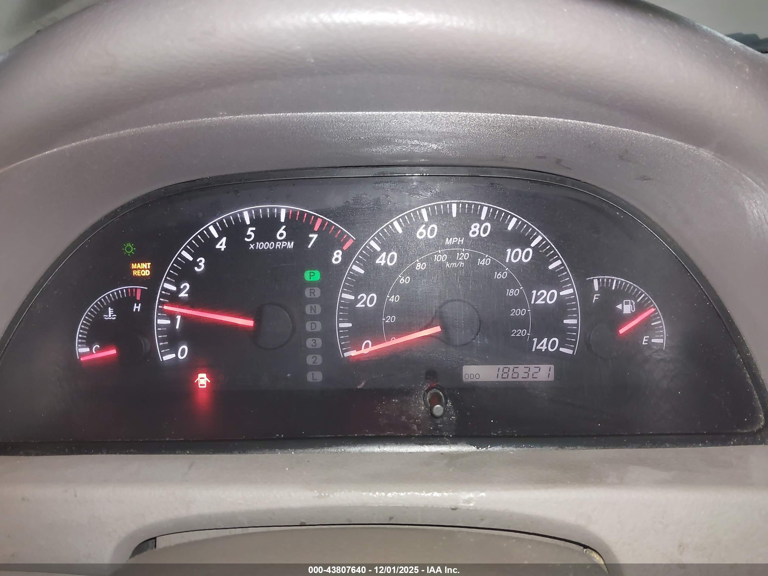 TOYOTA CAMRY image 7