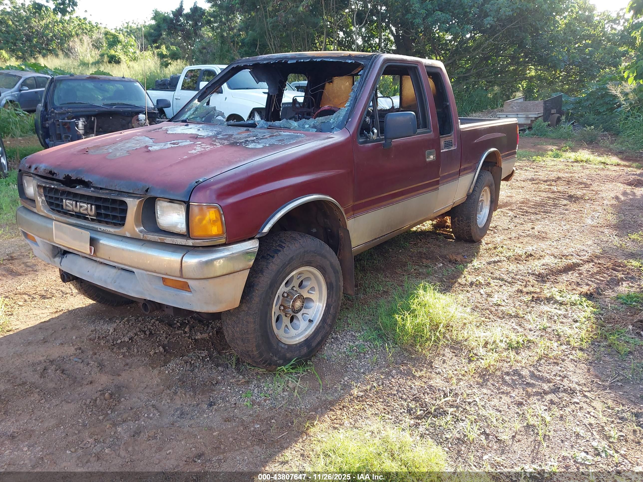 ISUZU CONVENTIONAL image 2