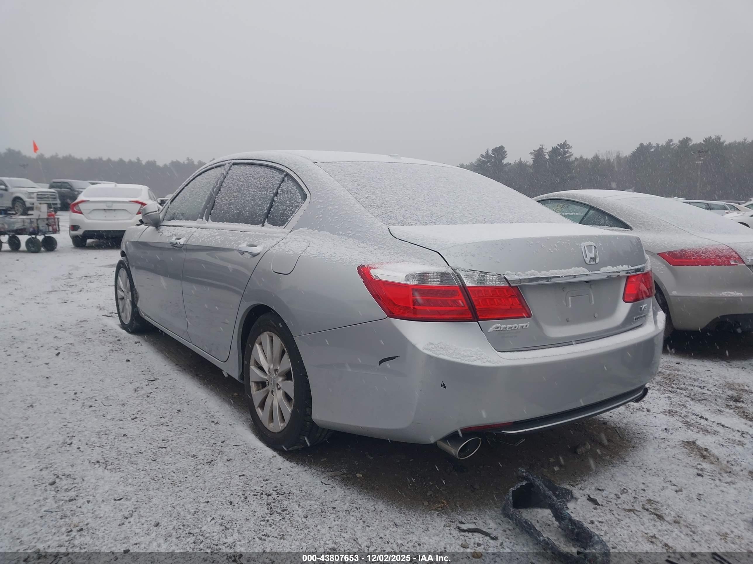HONDA ACCORD image 3