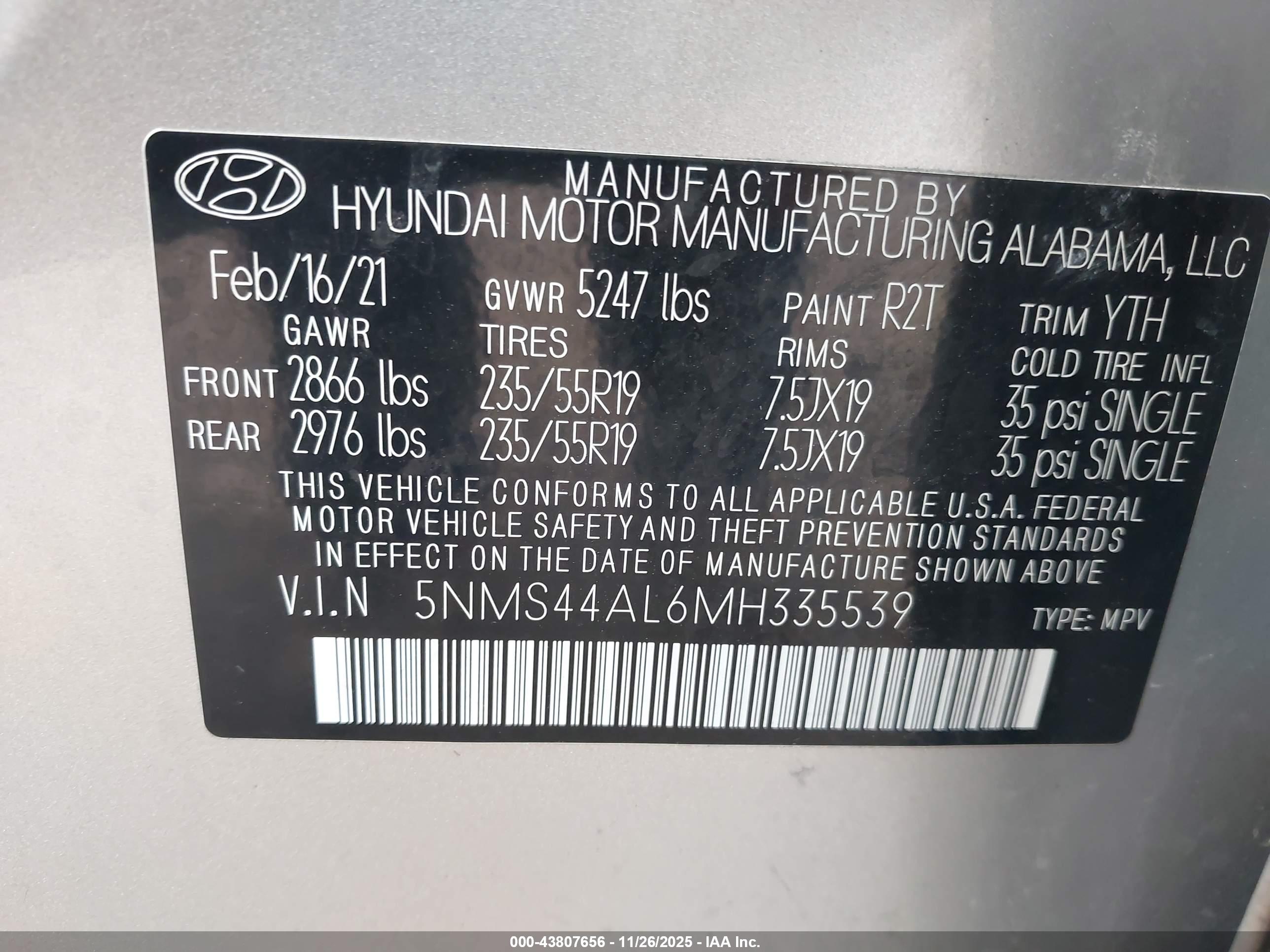 HYUNDAI SANTA image 9