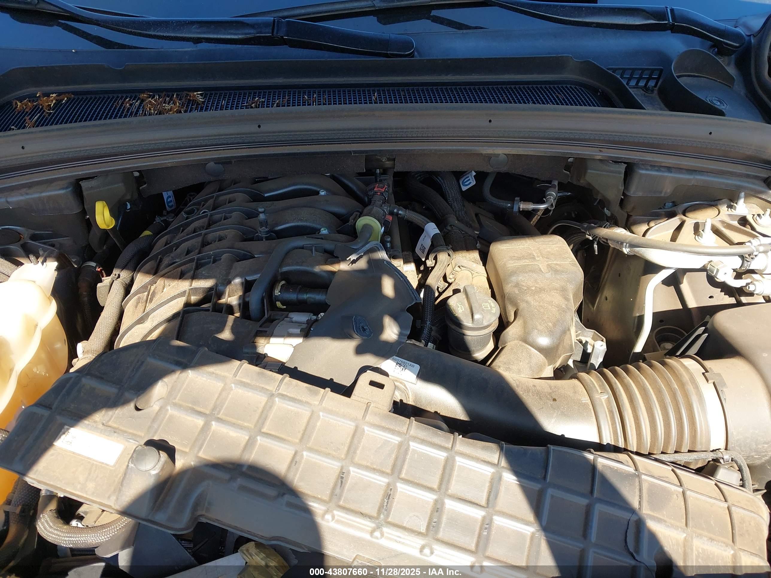 JEEP GRAND image 10