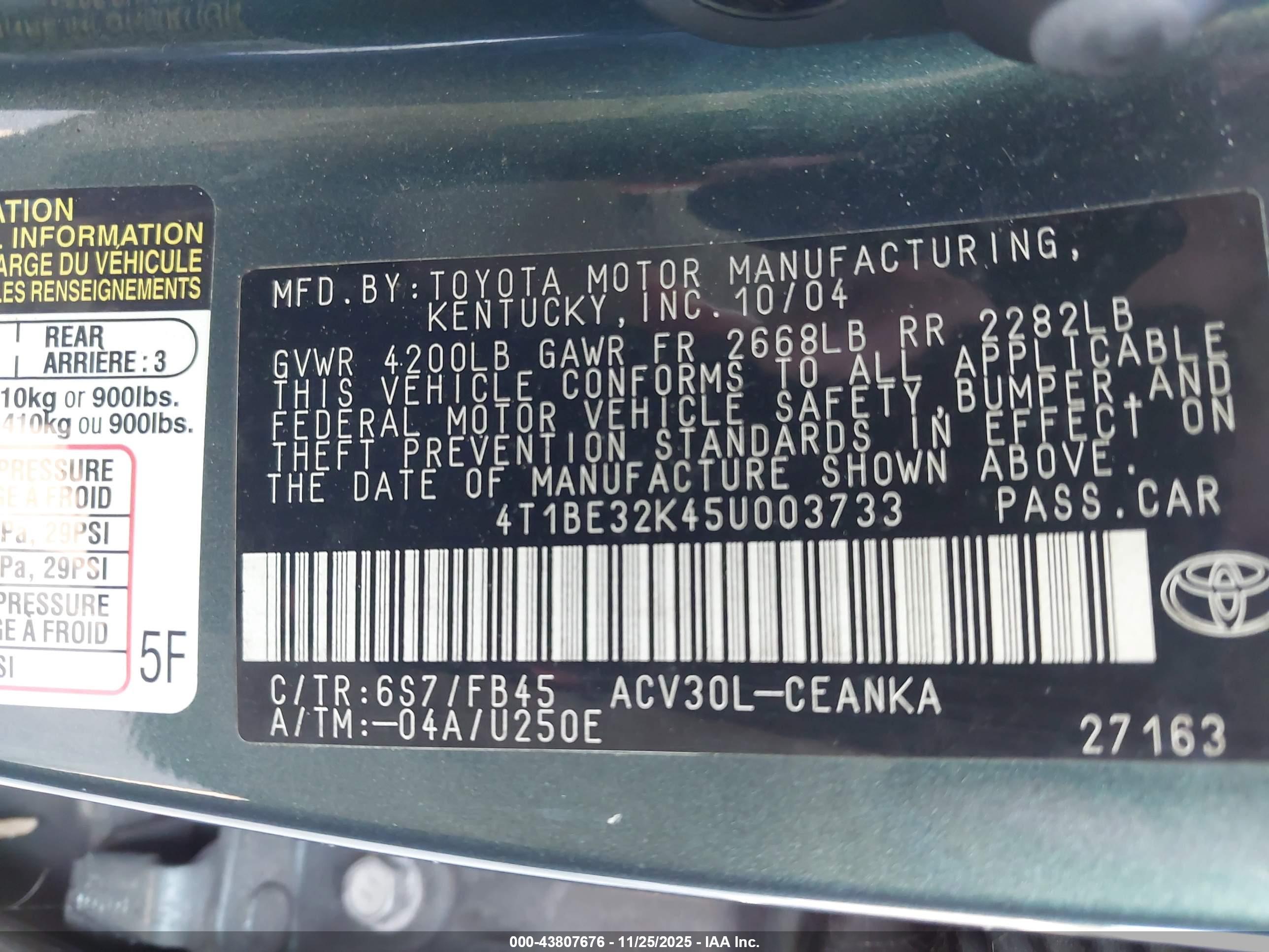 TOYOTA CAMRY image 9