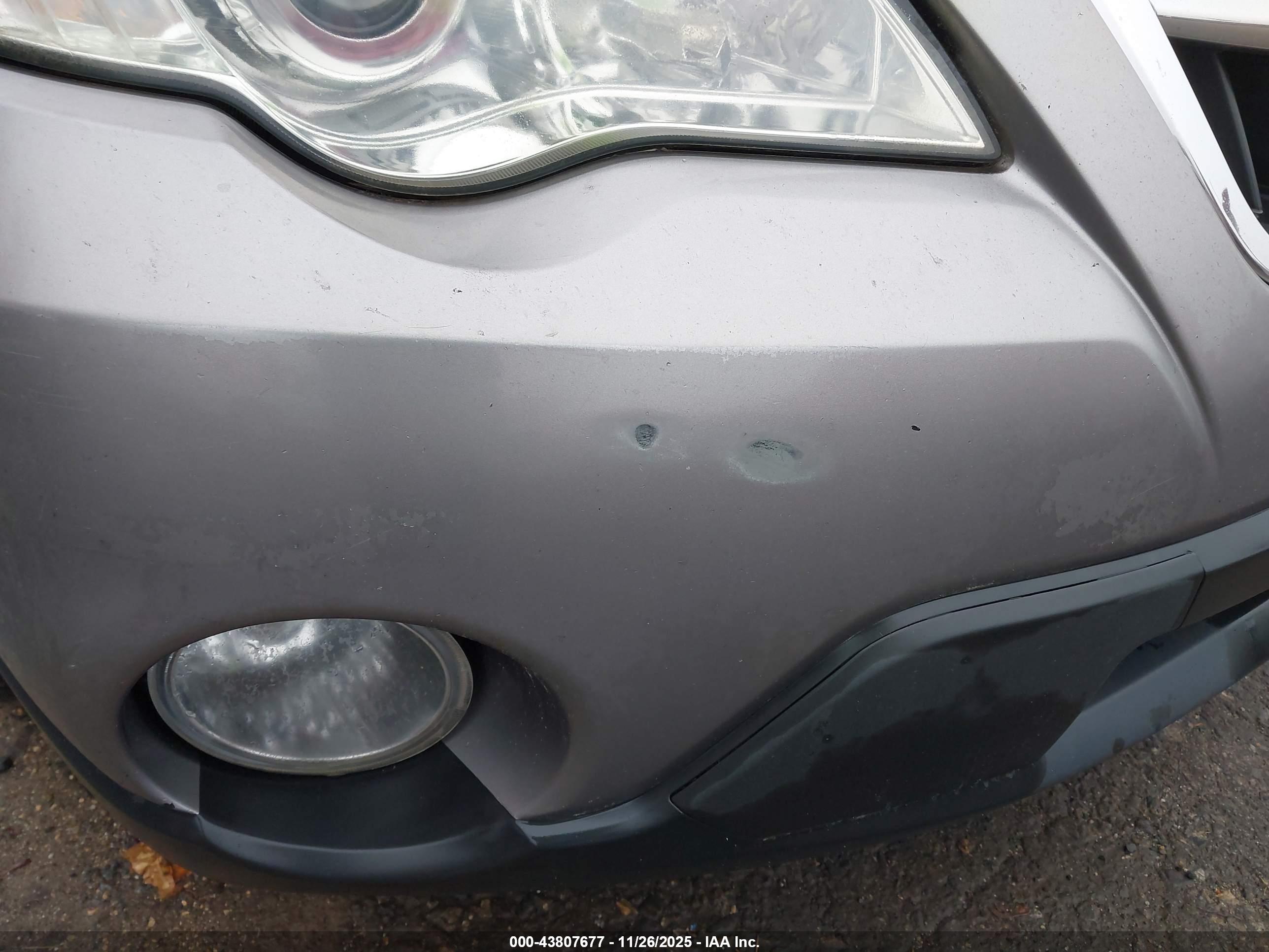 SUBARU OUTBACK image 6
