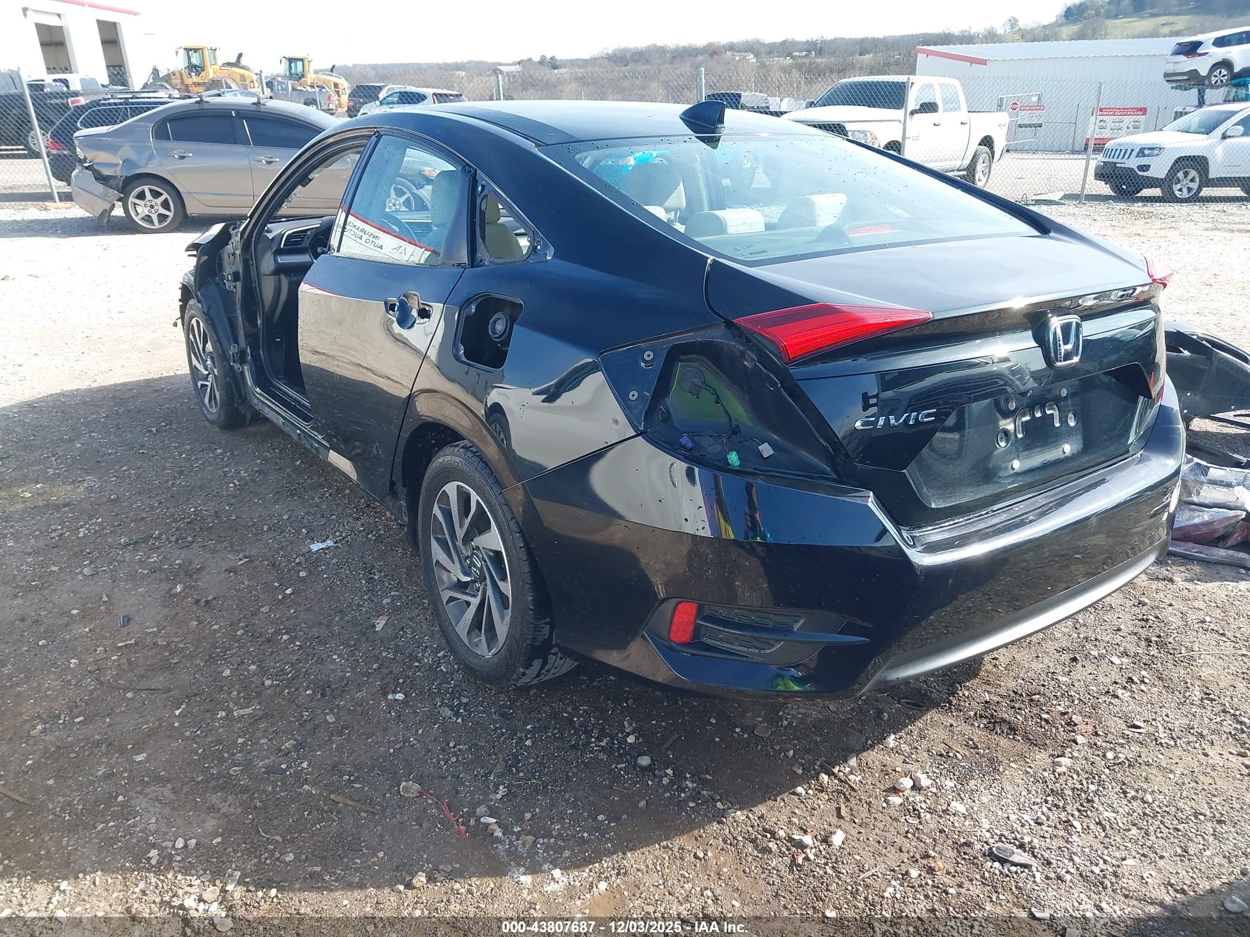 HONDA CIVIC image 3