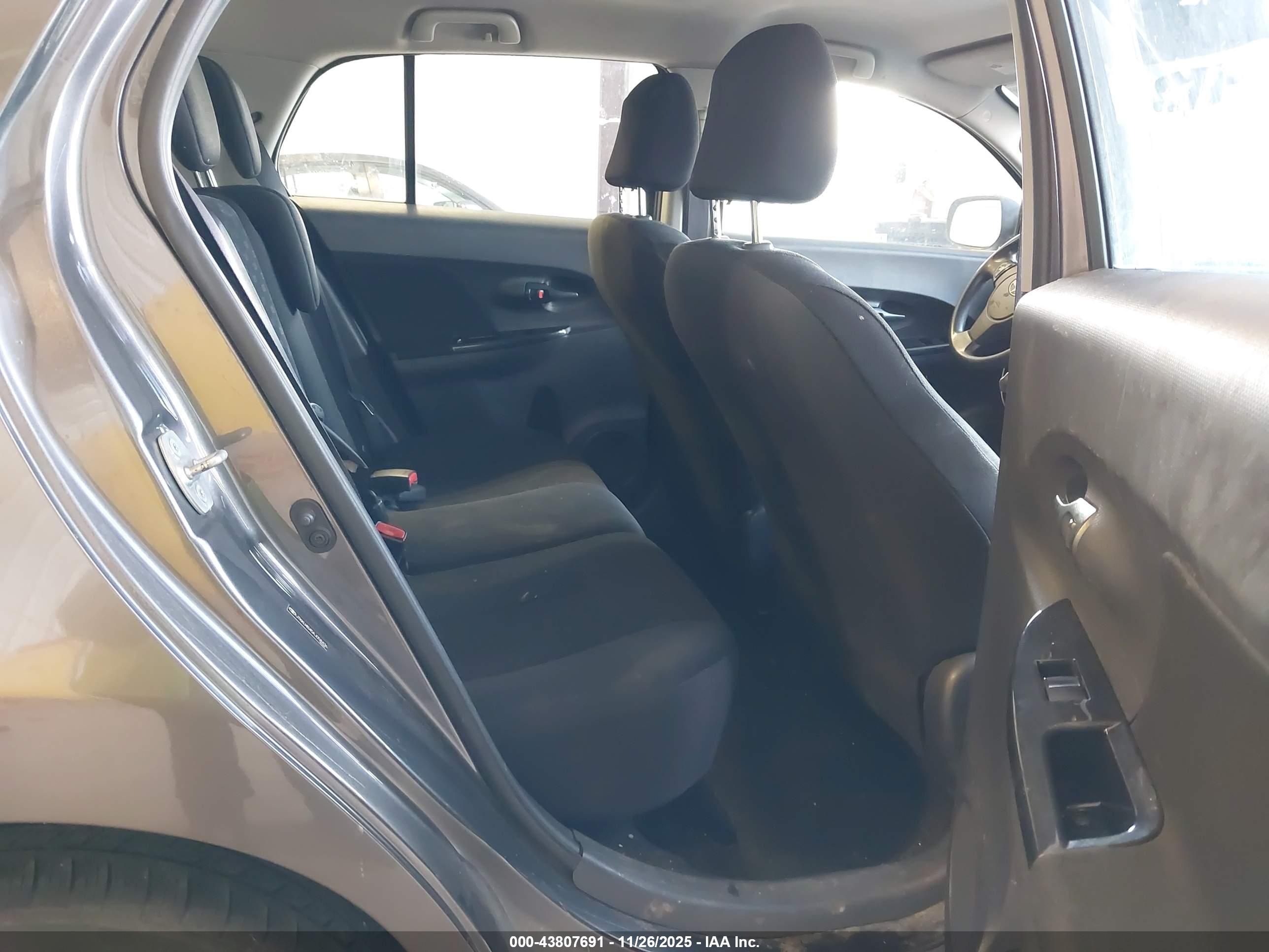 SCION XD image 8
