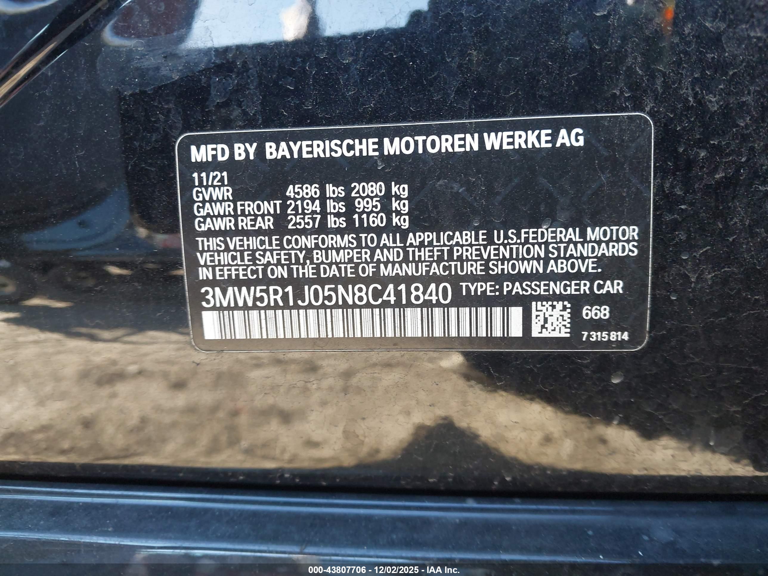 BMW 330I image 9