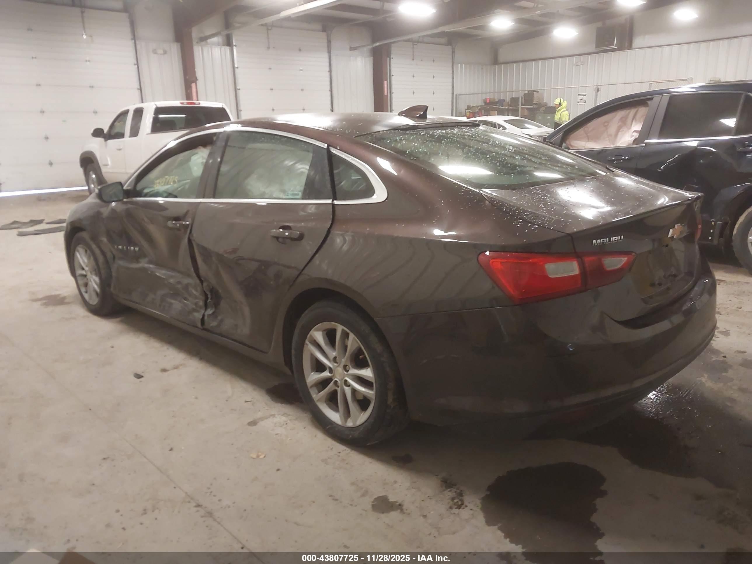 CHEVROLET MALIBU image 3