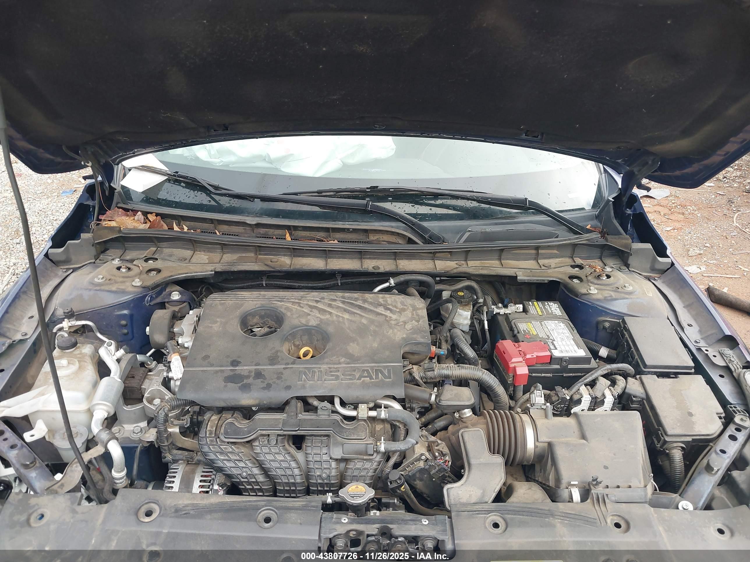 NISSAN ALTIMA image 10