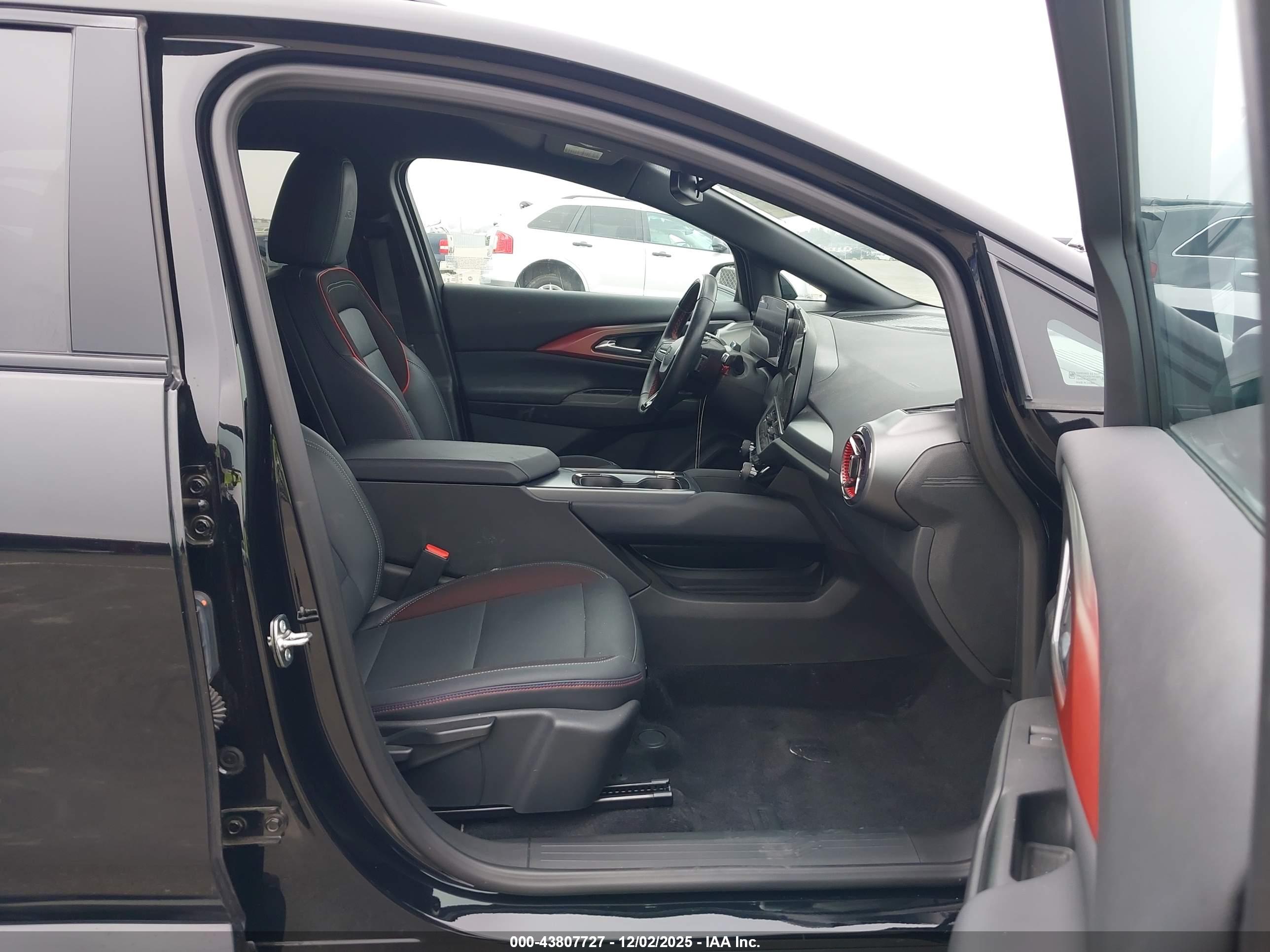 CHEVROLET EQUINOX image 5